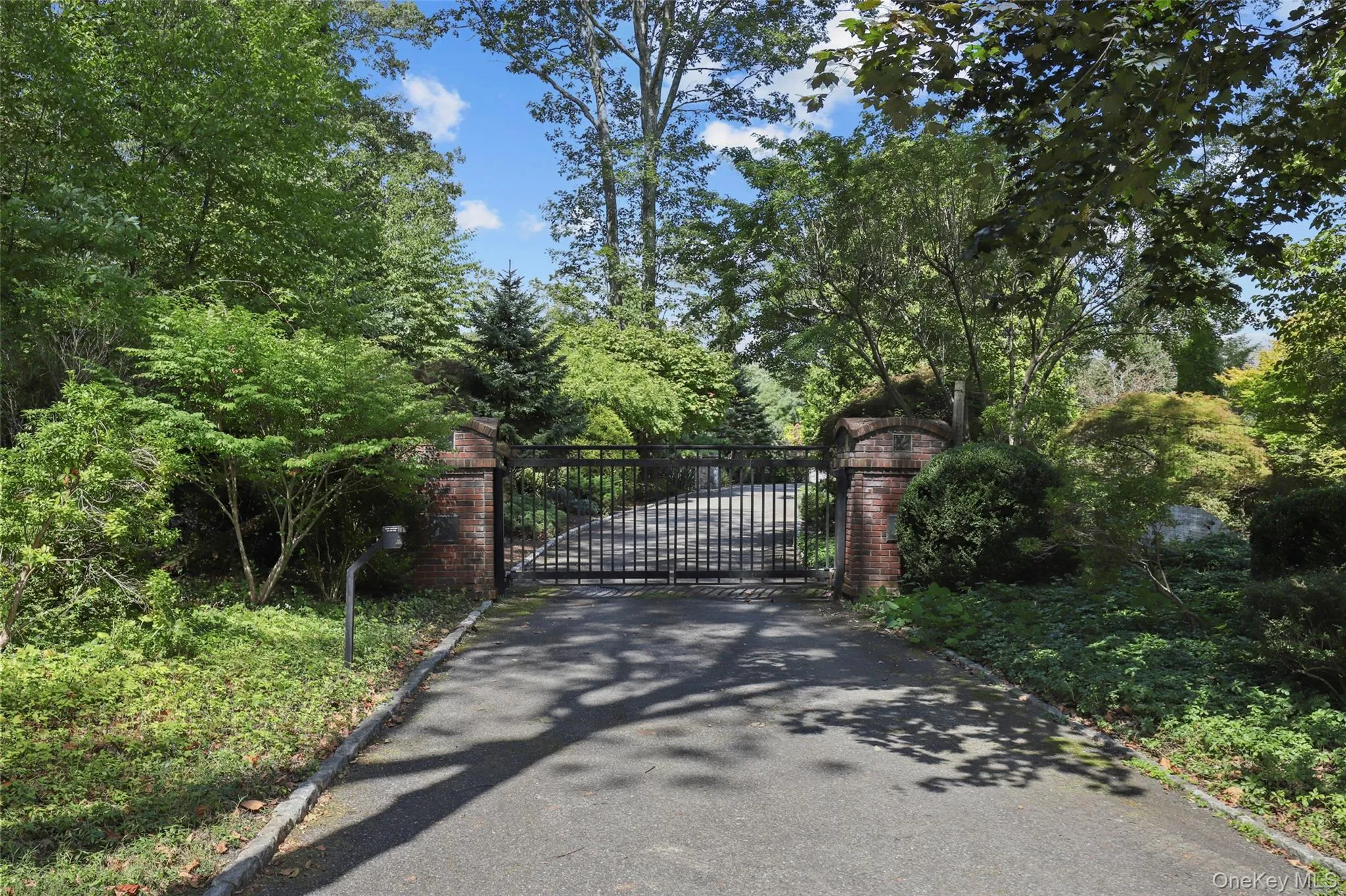 25 Edgar Road, North Castle, NY, 4 Bedrooms Bedrooms, 13 Rooms Rooms,6 BathroomsBathrooms,Residential,For Rent,Edgar,0,1032753 25 Edgar Road, North Castle, NY, 4 Bedrooms Bedrooms, 13 Rooms Rooms,6 BathroomsBathrooms,Residential,For Rent,Edgar,0,1032753