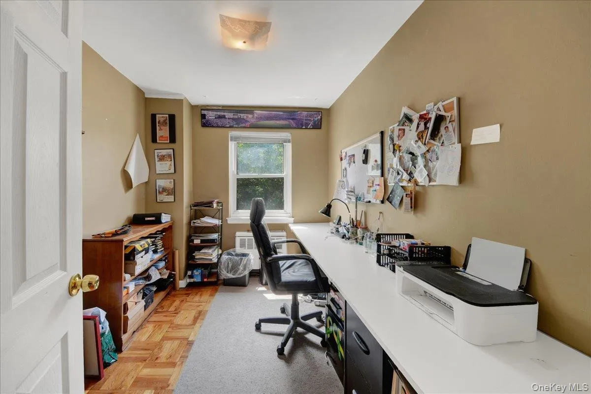 3015 Waterbury Avenue, New York, NY, 3 Bedrooms Bedrooms, 7 Rooms Rooms,1 BathroomBathrooms,Residential,For Rent,Waterbury,0,1032754 3015 Waterbury Avenue, New York, NY, 3 Bedrooms Bedrooms, 7 Rooms Rooms,1 BathroomBathrooms,Residential,For Rent,Waterbury,0,1032754