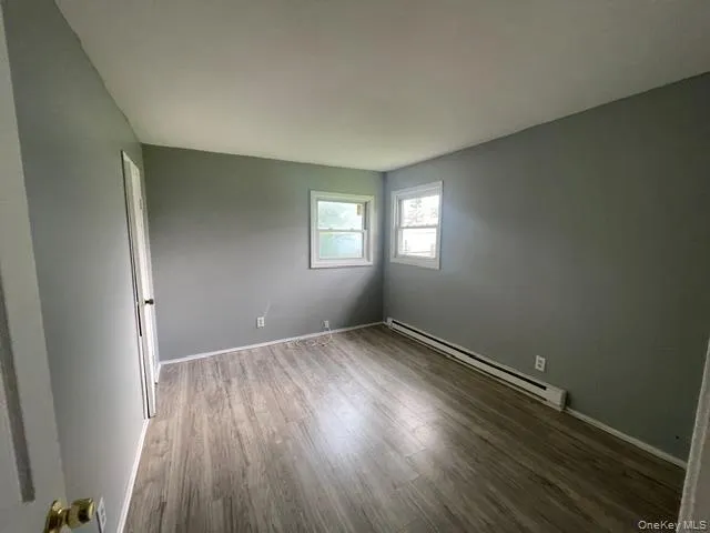 10 Croydon Road, Babylon, NY, 3 Bedrooms Bedrooms, 5 Rooms Rooms,1 BathroomBathrooms,Residential Lease,For Rent,Croydon,0,1032767 10 Croydon Road, Babylon, NY, 3 Bedrooms Bedrooms, 5 Rooms Rooms,1 BathroomBathrooms,Residential Lease,For Rent,Croydon,0,1032767