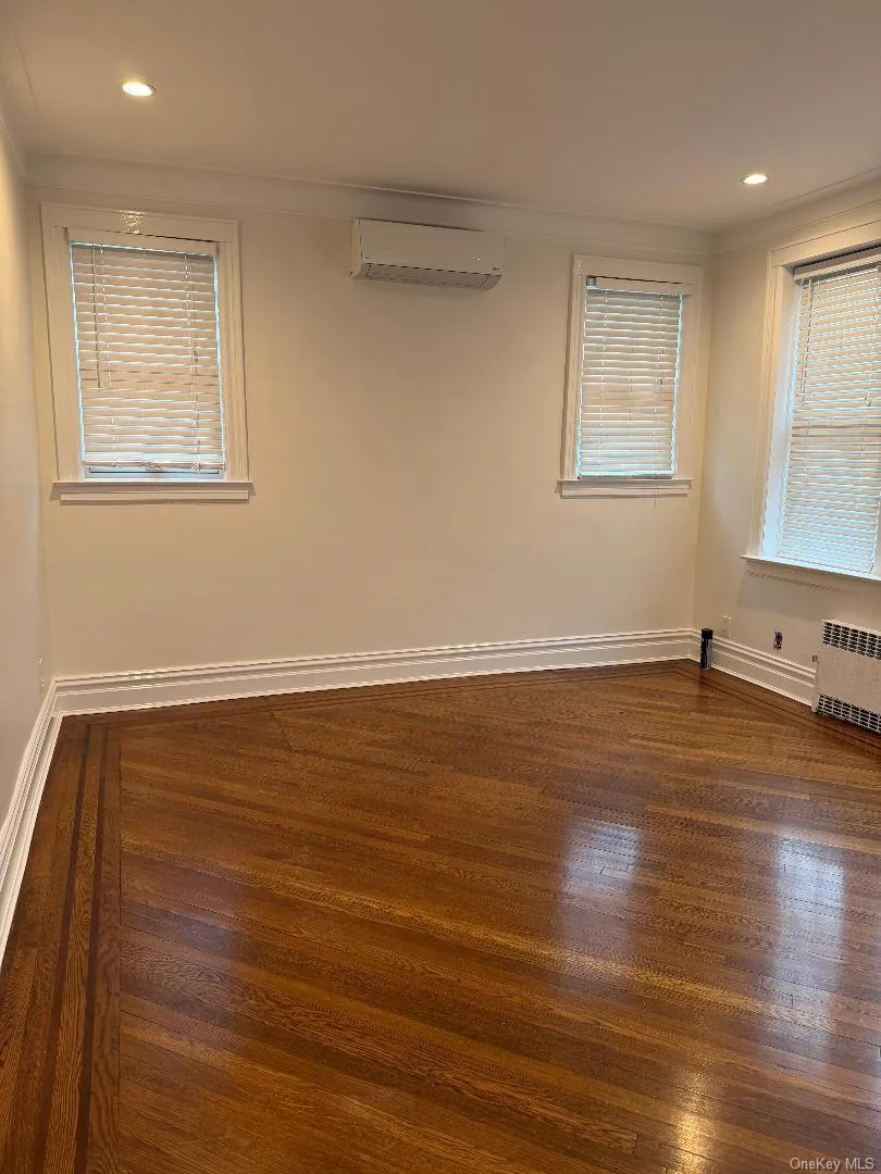 3536 164th Street, New York, NY, 3 Bedrooms Bedrooms, 6 Rooms Rooms,3 BathroomsBathrooms,Residential Lease,For Rent,164th,0,1032770 3536 164th Street, New York, NY, 3 Bedrooms Bedrooms, 6 Rooms Rooms,3 BathroomsBathrooms,Residential Lease,For Rent,164th,0,1032770