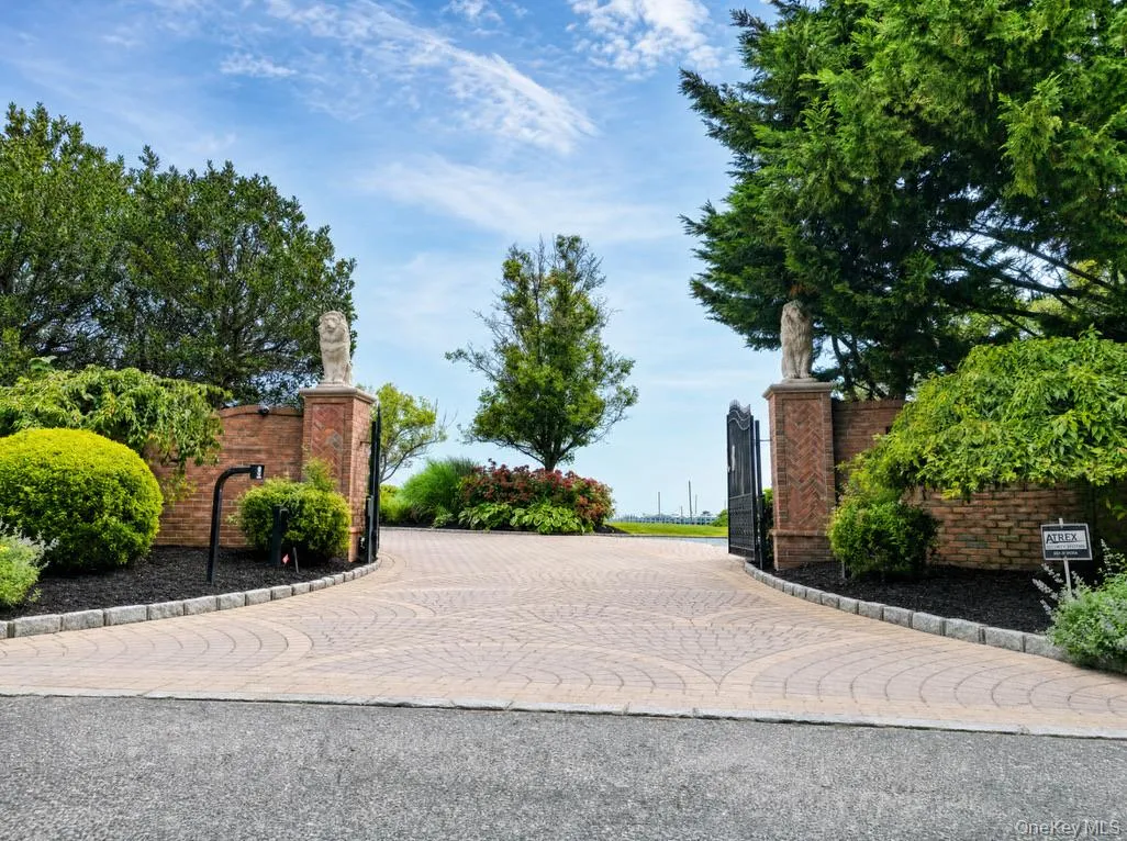 170 Penataquit Avenue, Islip, NY, 3 Bedrooms Bedrooms, 8 Rooms Rooms,3 BathroomsBathrooms,Residential,For Rent,Penataquit,0,1032772 170 Penataquit Avenue, Islip, NY, 3 Bedrooms Bedrooms, 8 Rooms Rooms,3 BathroomsBathrooms,Residential,For Rent,Penataquit,0,1032772