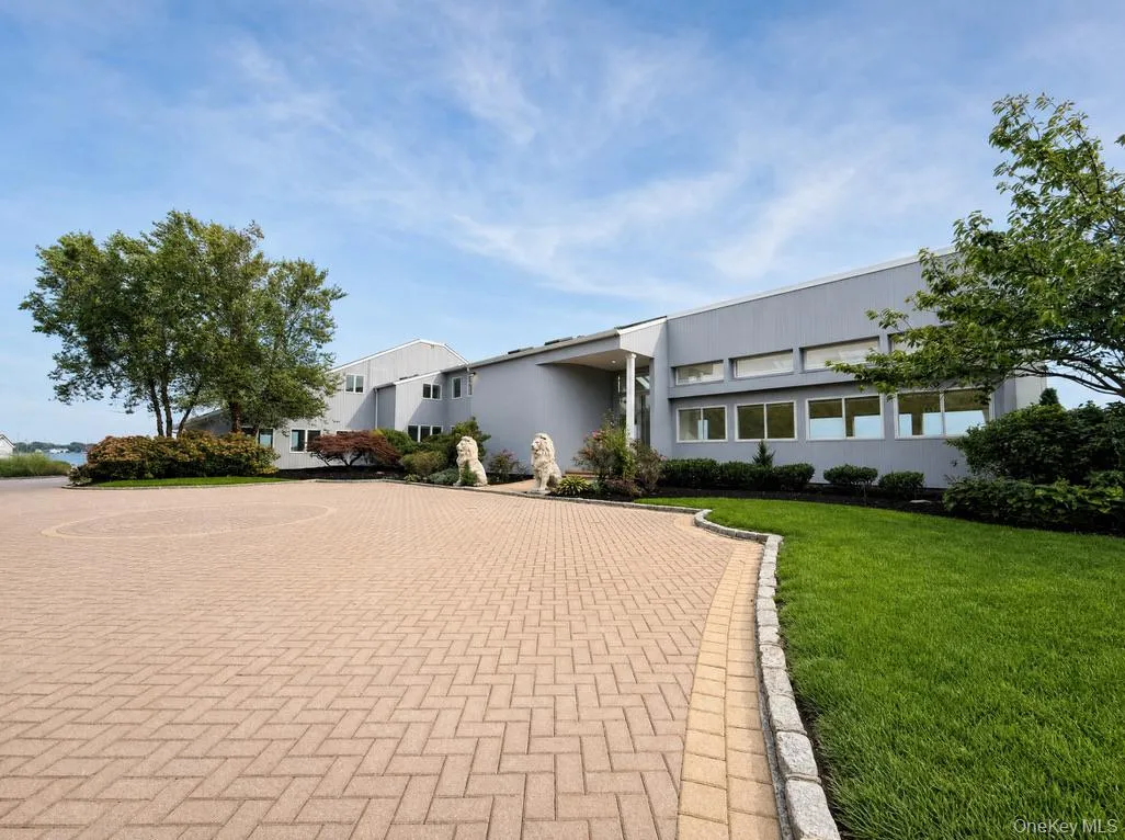 170 Penataquit Avenue, Islip, NY, 3 Bedrooms Bedrooms, 8 Rooms Rooms,3 BathroomsBathrooms,Residential,For Rent,Penataquit,0,1032772 170 Penataquit Avenue, Islip, NY, 3 Bedrooms Bedrooms, 8 Rooms Rooms,3 BathroomsBathrooms,Residential,For Rent,Penataquit,0,1032772