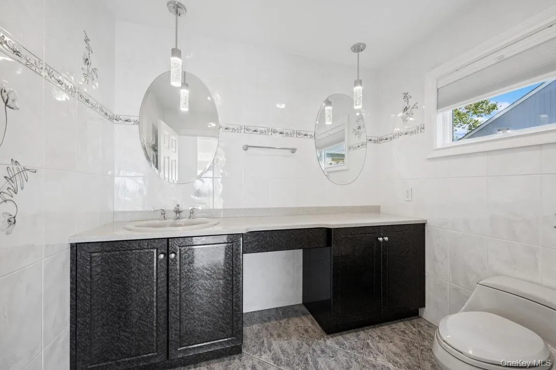 170 Penataquit Avenue, Islip, NY, 3 Bedrooms Bedrooms, 8 Rooms Rooms,3 BathroomsBathrooms,Residential,For Rent,Penataquit,0,1032772 170 Penataquit Avenue, Islip, NY, 3 Bedrooms Bedrooms, 8 Rooms Rooms,3 BathroomsBathrooms,Residential,For Rent,Penataquit,0,1032772