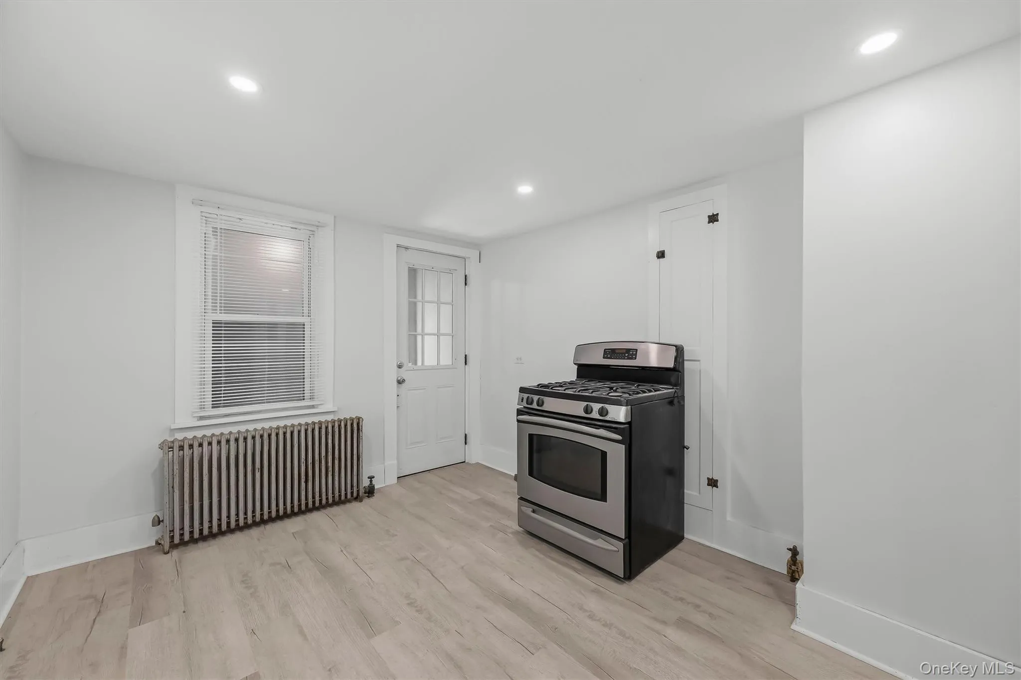 212 Center Street, Wawarsing, NY, 3 Bedrooms Bedrooms, 6 Rooms Rooms,1 BathroomBathrooms,Residential Lease,For Rent,Center,0,1032778 212 Center Street, Wawarsing, NY, 3 Bedrooms Bedrooms, 6 Rooms Rooms,1 BathroomBathrooms,Residential Lease,For Rent,Center,0,1032778