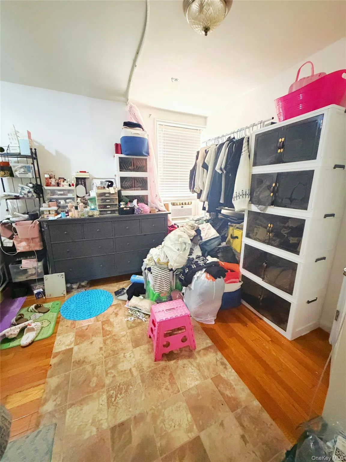 4343 Kissena Boulevard, New York, NY, 1 Bedroom Bedrooms, 4 Rooms Rooms,1 BathroomBathrooms,Residential,For Rent,Kissena,0,1032780 4343 Kissena Boulevard, New York, NY, 1 Bedroom Bedrooms, 4 Rooms Rooms,1 BathroomBathrooms,Residential,For Rent,Kissena,0,1032780