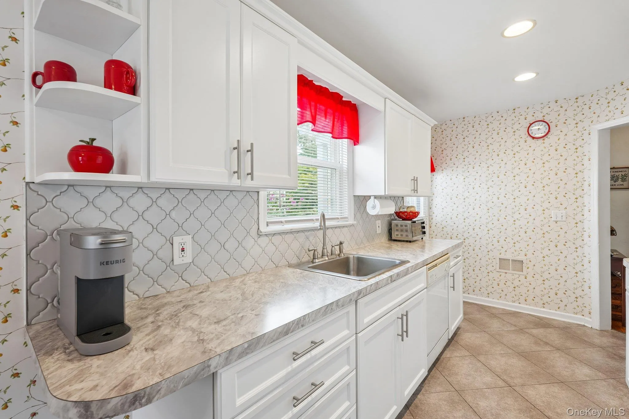 105 Hildreth Place, Yonkers, NY, 3 Bedrooms Bedrooms, 6 Rooms Rooms,1 BathroomBathrooms,Residential,For Rent,Hildreth,0,1032788 105 Hildreth Place, Yonkers, NY, 3 Bedrooms Bedrooms, 6 Rooms Rooms,1 BathroomBathrooms,Residential,For Rent,Hildreth,0,1032788