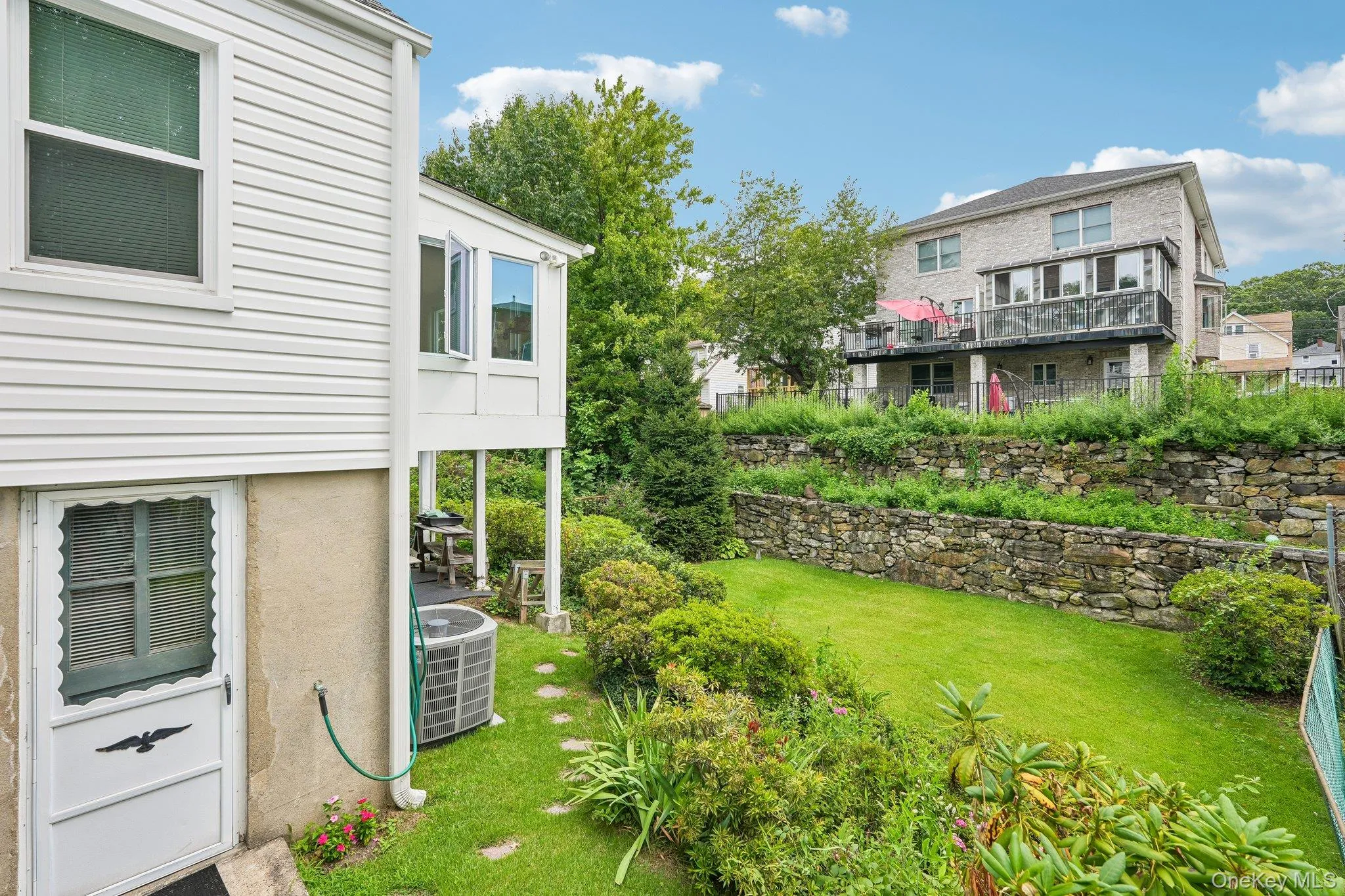 105 Hildreth Place, Yonkers, NY, 3 Bedrooms Bedrooms, 6 Rooms Rooms,1 BathroomBathrooms,Residential,For Rent,Hildreth,0,1032788 105 Hildreth Place, Yonkers, NY, 3 Bedrooms Bedrooms, 6 Rooms Rooms,1 BathroomBathrooms,Residential,For Rent,Hildreth,0,1032788
