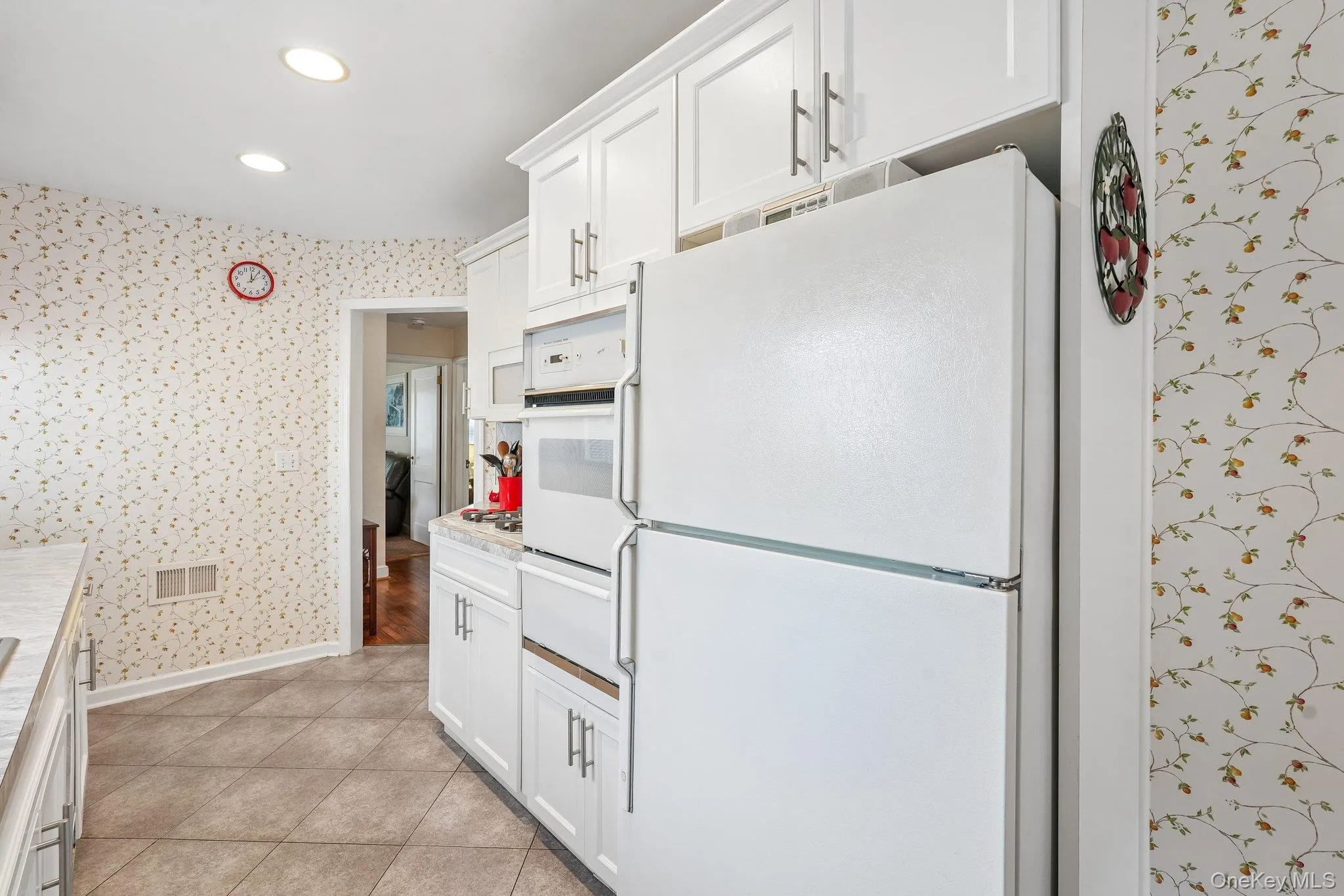105 Hildreth Place, Yonkers, NY, 3 Bedrooms Bedrooms, 6 Rooms Rooms,1 BathroomBathrooms,Residential,For Rent,Hildreth,0,1032788 105 Hildreth Place, Yonkers, NY, 3 Bedrooms Bedrooms, 6 Rooms Rooms,1 BathroomBathrooms,Residential,For Rent,Hildreth,0,1032788