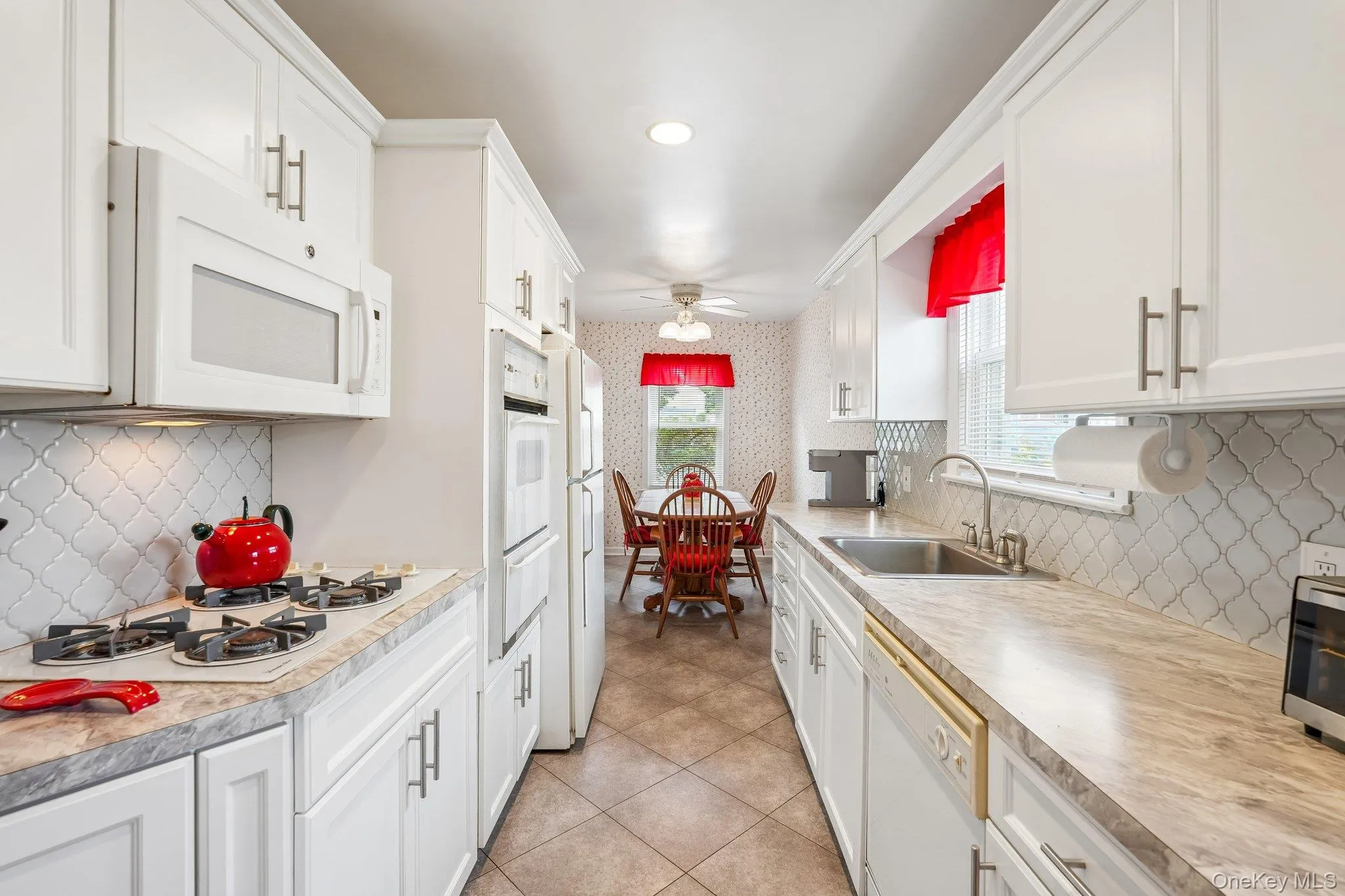 105 Hildreth Place, Yonkers, NY, 3 Bedrooms Bedrooms, 6 Rooms Rooms,1 BathroomBathrooms,Residential,For Rent,Hildreth,0,1032788 105 Hildreth Place, Yonkers, NY, 3 Bedrooms Bedrooms, 6 Rooms Rooms,1 BathroomBathrooms,Residential,For Rent,Hildreth,0,1032788