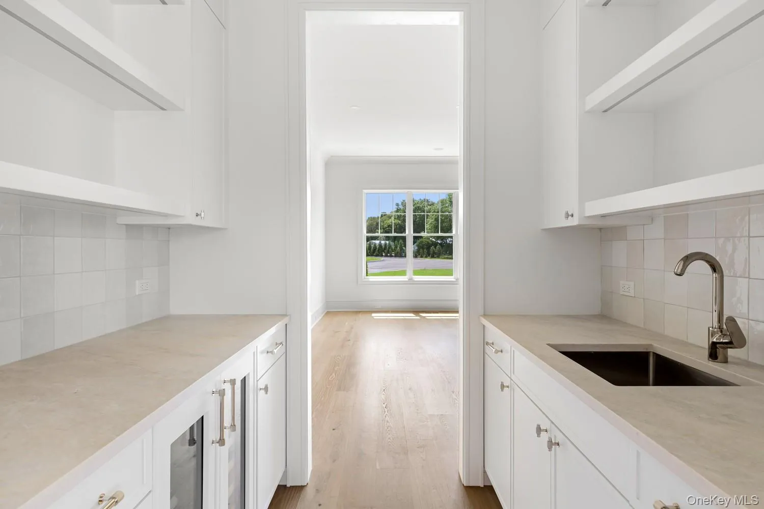 93 Old East Neck Road, Huntington, NY, 5 Bedrooms Bedrooms, 11 Rooms Rooms,5 BathroomsBathrooms,Residential,For Rent,Old East Neck,0,1032791 93 Old East Neck Road, Huntington, NY, 5 Bedrooms Bedrooms, 11 Rooms Rooms,5 BathroomsBathrooms,Residential,For Rent,Old East Neck,0,1032791