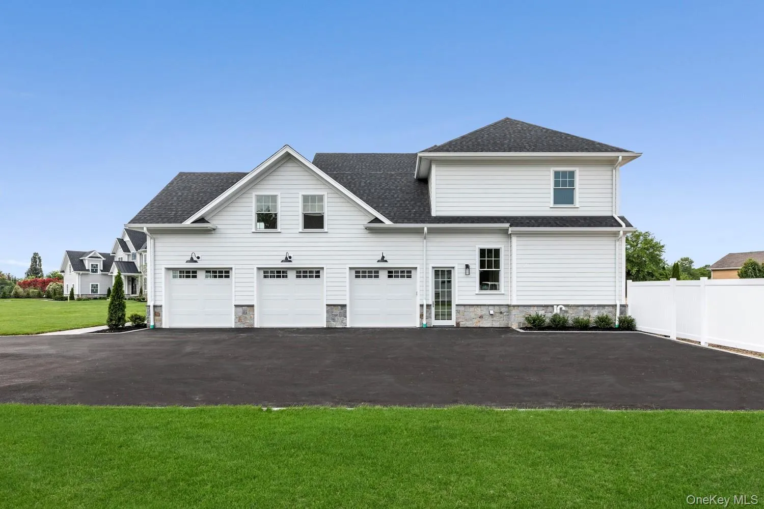 93 Old East Neck Road, Huntington, NY, 5 Bedrooms Bedrooms, 11 Rooms Rooms,5 BathroomsBathrooms,Residential,For Rent,Old East Neck,0,1032791 93 Old East Neck Road, Huntington, NY, 5 Bedrooms Bedrooms, 11 Rooms Rooms,5 BathroomsBathrooms,Residential,For Rent,Old East Neck,0,1032791