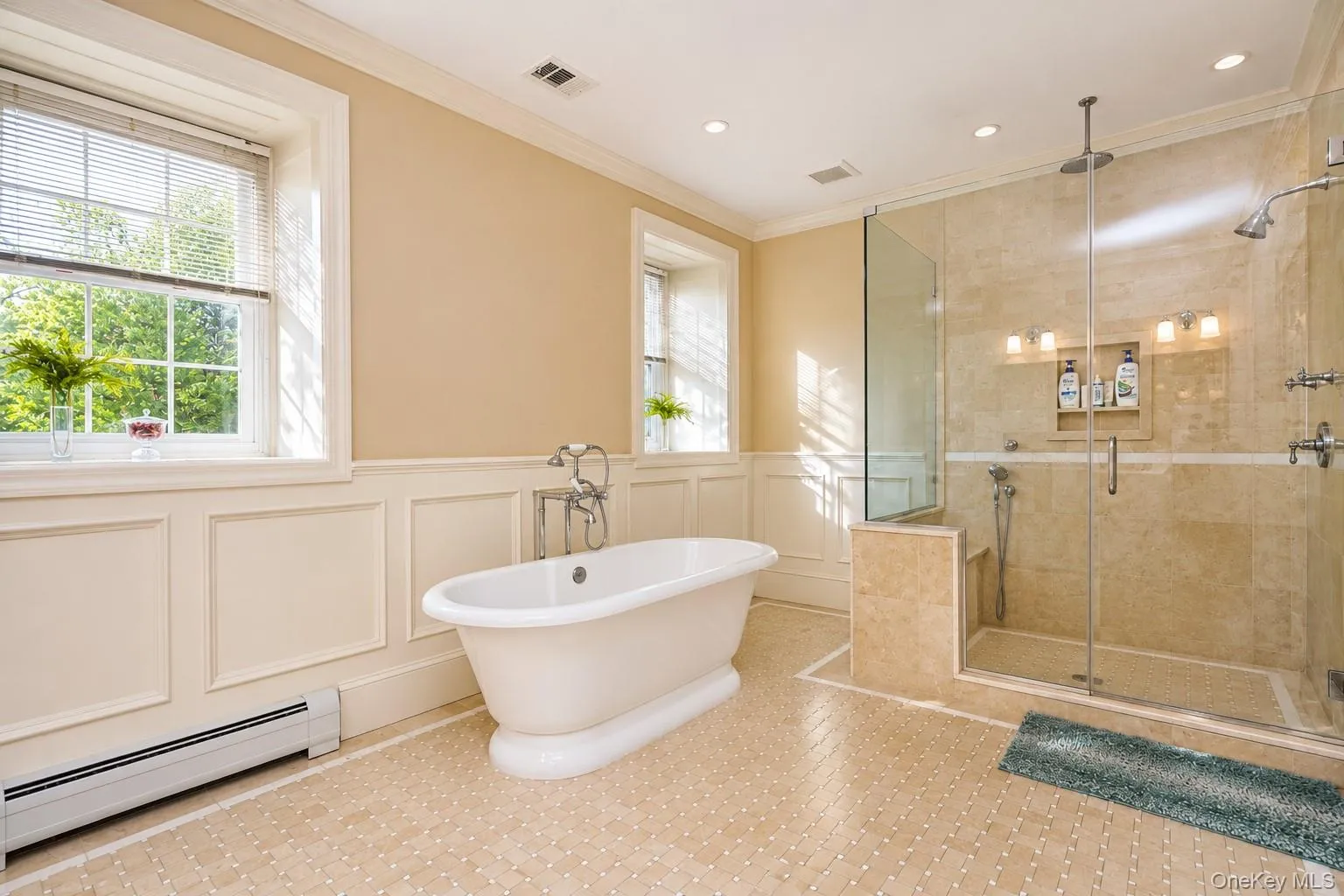79 Flagg Court, New York, NY, 7 Bedrooms Bedrooms, 16 Rooms Rooms,6 BathroomsBathrooms,Residential,For Rent,Flagg,0,1032793 79 Flagg Court, New York, NY, 7 Bedrooms Bedrooms, 16 Rooms Rooms,6 BathroomsBathrooms,Residential,For Rent,Flagg,0,1032793