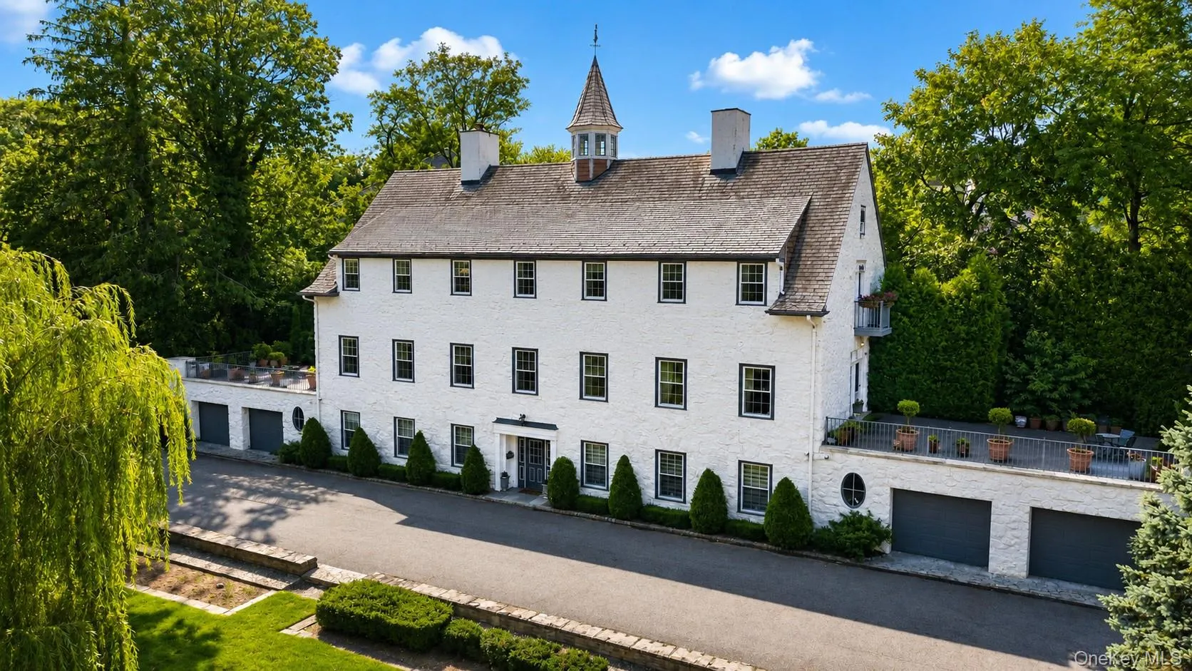 79 Flagg Court, New York, NY, 7 Bedrooms Bedrooms, 16 Rooms Rooms,6 BathroomsBathrooms,Residential,For Rent,Flagg,0,1032793 79 Flagg Court, New York, NY, 7 Bedrooms Bedrooms, 16 Rooms Rooms,6 BathroomsBathrooms,Residential,For Rent,Flagg,0,1032793