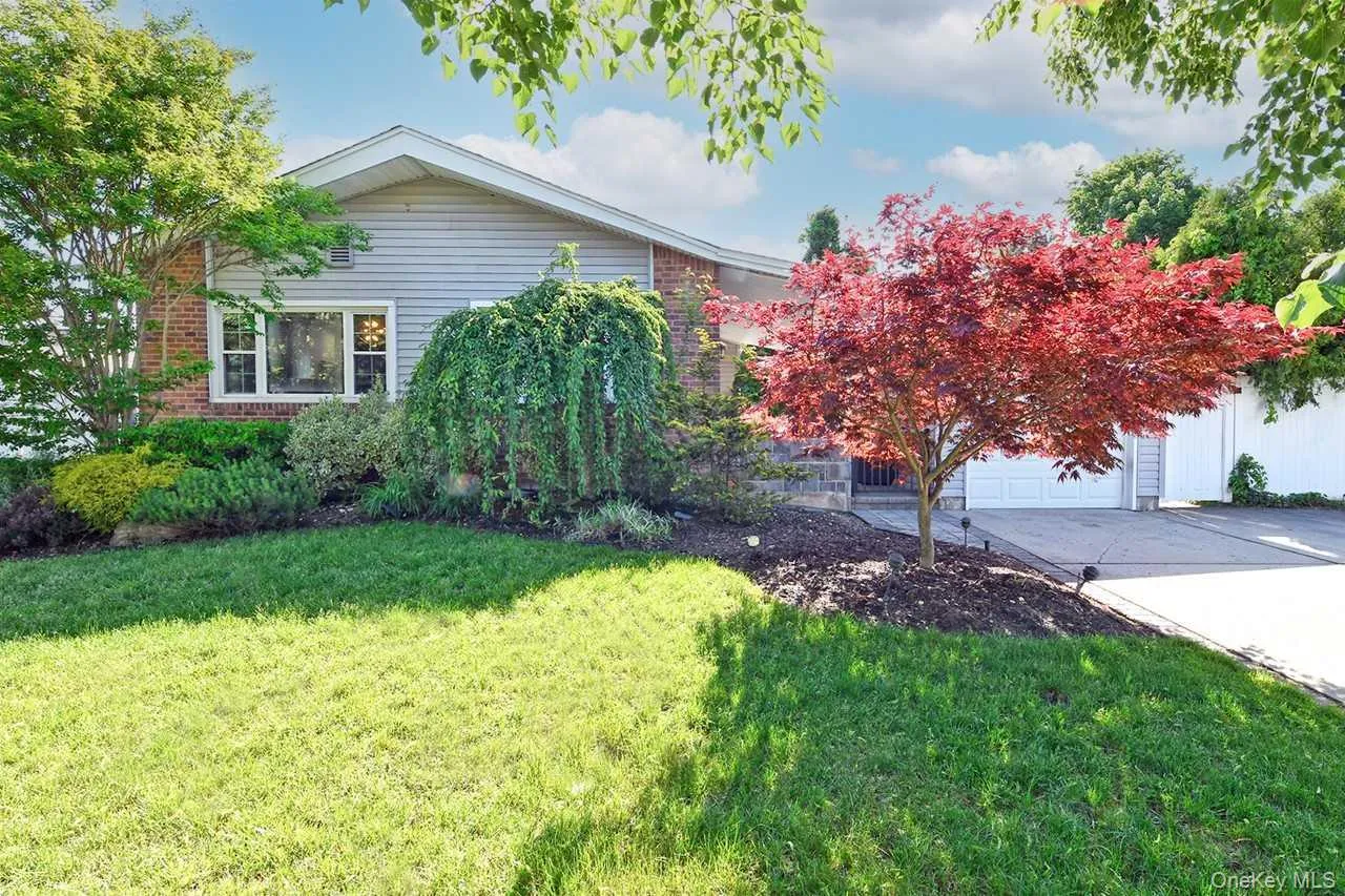 18 Shelter Hill Road, Oyster Bay, NY, 3 Bedrooms Bedrooms, 7 Rooms Rooms,2 BathroomsBathrooms,Residential Lease,For Rent,Shelter Hill,0,1032794 18 Shelter Hill Road, Oyster Bay, NY, 3 Bedrooms Bedrooms, 7 Rooms Rooms,2 BathroomsBathrooms,Residential Lease,For Rent,Shelter Hill,0,1032794