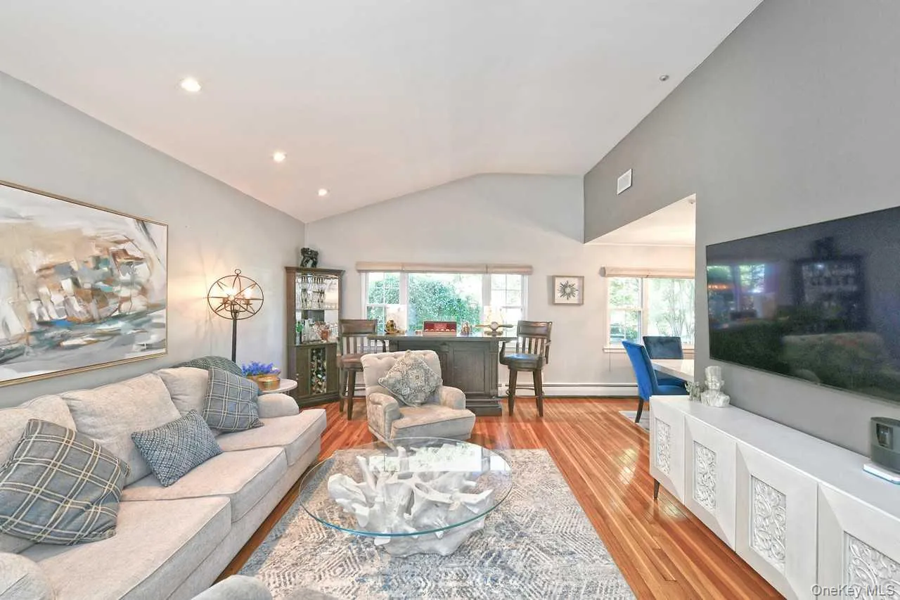 18 Shelter Hill Road, Oyster Bay, NY, 3 Bedrooms Bedrooms, 7 Rooms Rooms,2 BathroomsBathrooms,Residential Lease,For Rent,Shelter Hill,0,1032794 18 Shelter Hill Road, Oyster Bay, NY, 3 Bedrooms Bedrooms, 7 Rooms Rooms,2 BathroomsBathrooms,Residential Lease,For Rent,Shelter Hill,0,1032794