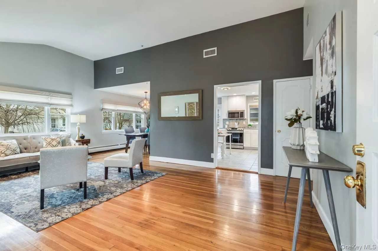 18 Shelter Hill Road, Oyster Bay, NY, 3 Bedrooms Bedrooms, 7 Rooms Rooms,2 BathroomsBathrooms,Residential Lease,For Rent,Shelter Hill,0,1032794 18 Shelter Hill Road, Oyster Bay, NY, 3 Bedrooms Bedrooms, 7 Rooms Rooms,2 BathroomsBathrooms,Residential Lease,For Rent,Shelter Hill,0,1032794