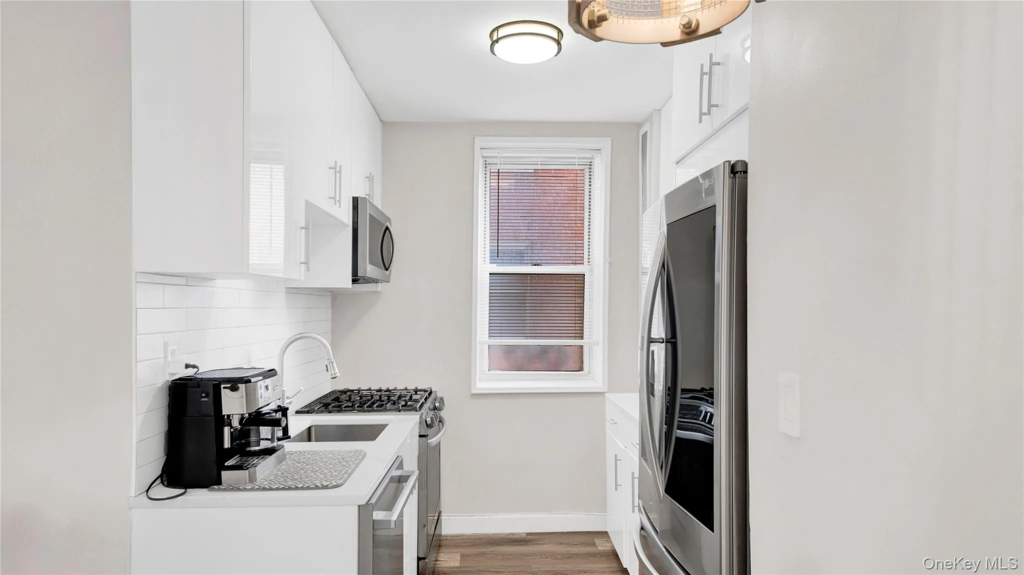 365 Bronx River Road, Yonkers, NY, 2 Bedrooms Bedrooms, 5 Rooms Rooms,1 BathroomBathrooms,Residential,For Rent,Bronx River,0,1032796 365 Bronx River Road, Yonkers, NY, 2 Bedrooms Bedrooms, 5 Rooms Rooms,1 BathroomBathrooms,Residential,For Rent,Bronx River,0,1032796