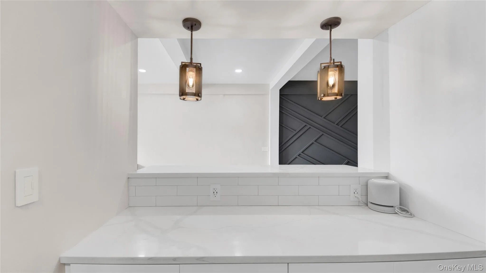365 Bronx River Road, Yonkers, NY, 2 Bedrooms Bedrooms, 5 Rooms Rooms,1 BathroomBathrooms,Residential,For Rent,Bronx River,0,1032796 365 Bronx River Road, Yonkers, NY, 2 Bedrooms Bedrooms, 5 Rooms Rooms,1 BathroomBathrooms,Residential,For Rent,Bronx River,0,1032796