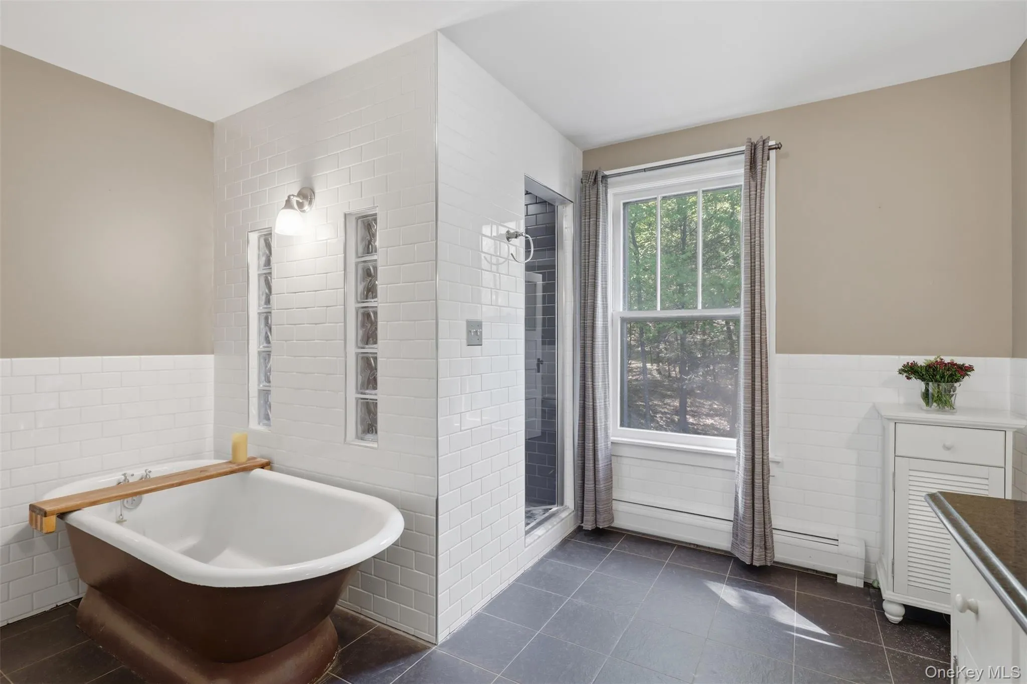 43 Augustine Road, Saugerties, NY, 3 Bedrooms Bedrooms, 13 Rooms Rooms,4 BathroomsBathrooms,Residential,For Rent,Augustine,0,1032804 43 Augustine Road, Saugerties, NY, 3 Bedrooms Bedrooms, 13 Rooms Rooms,4 BathroomsBathrooms,Residential,For Rent,Augustine,0,1032804