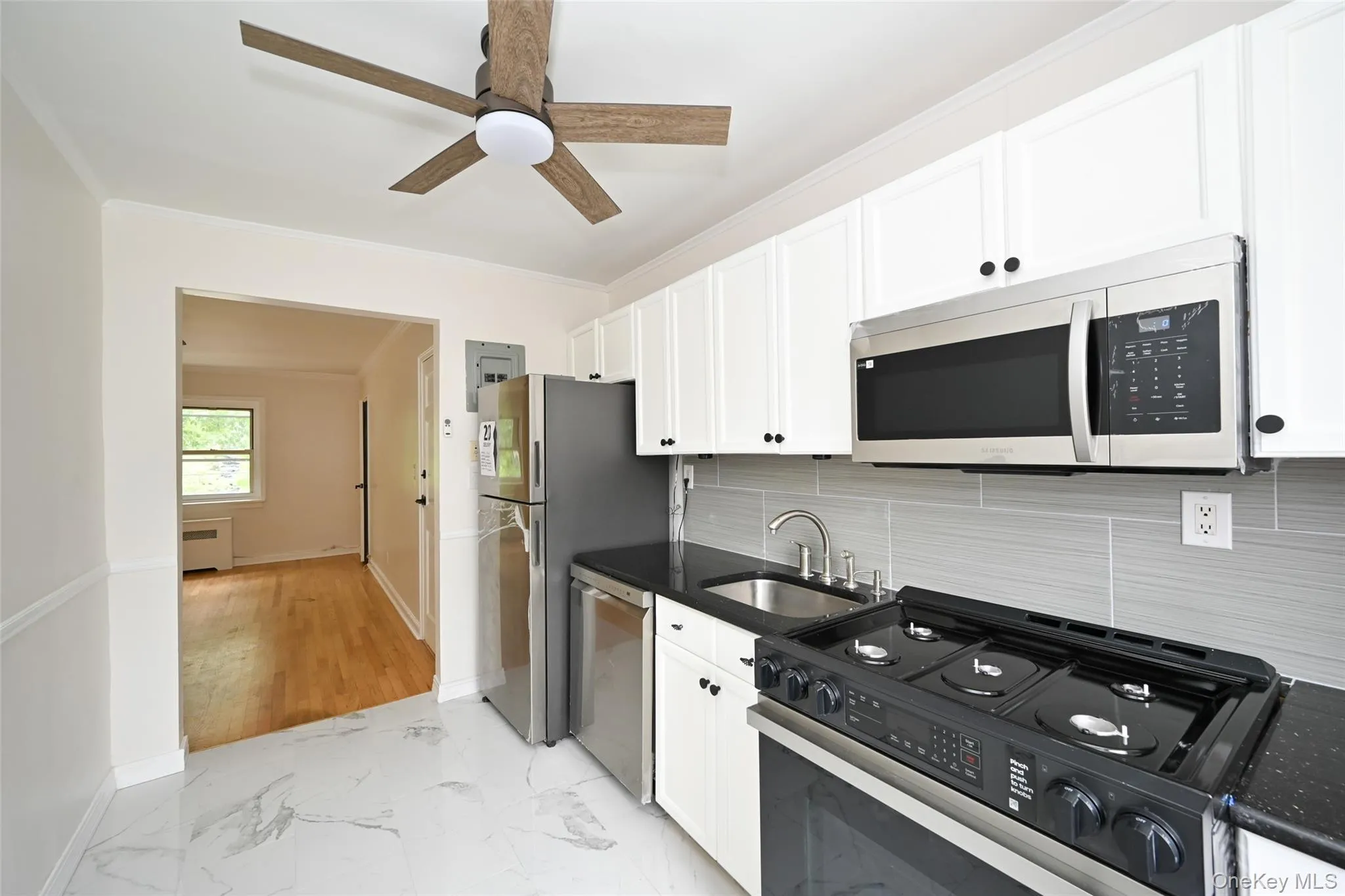540 Tuckahoe Road, Yonkers, NY, 1 Bedroom Bedrooms, 3 Rooms Rooms,1 BathroomBathrooms,Residential,For Rent,Tuckahoe,0,1032805 540 Tuckahoe Road, Yonkers, NY, 1 Bedroom Bedrooms, 3 Rooms Rooms,1 BathroomBathrooms,Residential,For Rent,Tuckahoe,0,1032805