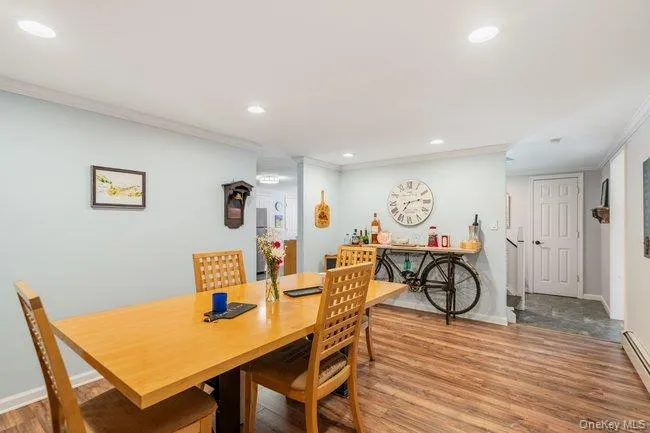 1 Grendon Lane, Brookhaven, NY, 3 Bedrooms Bedrooms, 7 Rooms Rooms,1 BathroomBathrooms,Residential,For Rent,Grendon,0,1032807 1 Grendon Lane, Brookhaven, NY, 3 Bedrooms Bedrooms, 7 Rooms Rooms,1 BathroomBathrooms,Residential,For Rent,Grendon,0,1032807