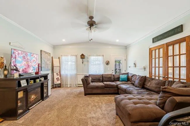 1 Grendon Lane, Brookhaven, NY, 3 Bedrooms Bedrooms, 7 Rooms Rooms,1 BathroomBathrooms,Residential,For Rent,Grendon,0,1032807 1 Grendon Lane, Brookhaven, NY, 3 Bedrooms Bedrooms, 7 Rooms Rooms,1 BathroomBathrooms,Residential,For Rent,Grendon,0,1032807