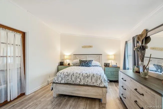 1 Grendon Lane, Brookhaven, NY, 3 Bedrooms Bedrooms, 7 Rooms Rooms,1 BathroomBathrooms,Residential,For Rent,Grendon,0,1032807 1 Grendon Lane, Brookhaven, NY, 3 Bedrooms Bedrooms, 7 Rooms Rooms,1 BathroomBathrooms,Residential,For Rent,Grendon,0,1032807