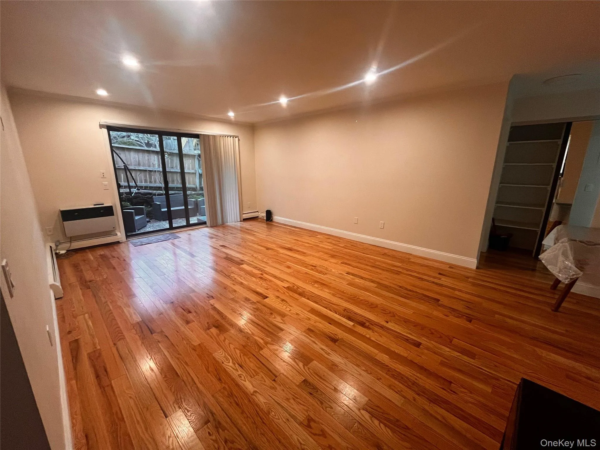 28 Hillside Terrace, White Plains, NY, 1 Bedroom Bedrooms, 3 Rooms Rooms,1 BathroomBathrooms,Residential,For Rent,Hillside,0,1032808 28 Hillside Terrace, White Plains, NY, 1 Bedroom Bedrooms, 3 Rooms Rooms,1 BathroomBathrooms,Residential,For Rent,Hillside,0,1032808