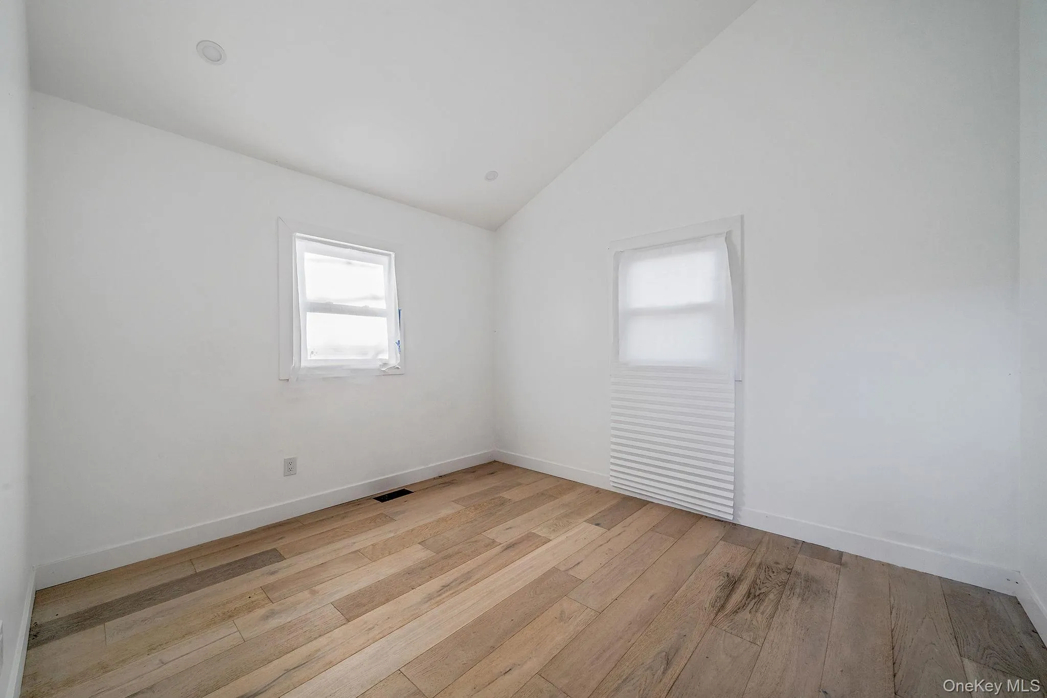 24485 Main Road, Southold, NY, 2 Bedrooms Bedrooms, 5 Rooms Rooms,1 BathroomBathrooms,Residential,For Rent,Main,0,1032813 24485 Main Road, Southold, NY, 2 Bedrooms Bedrooms, 5 Rooms Rooms,1 BathroomBathrooms,Residential,For Rent,Main,0,1032813