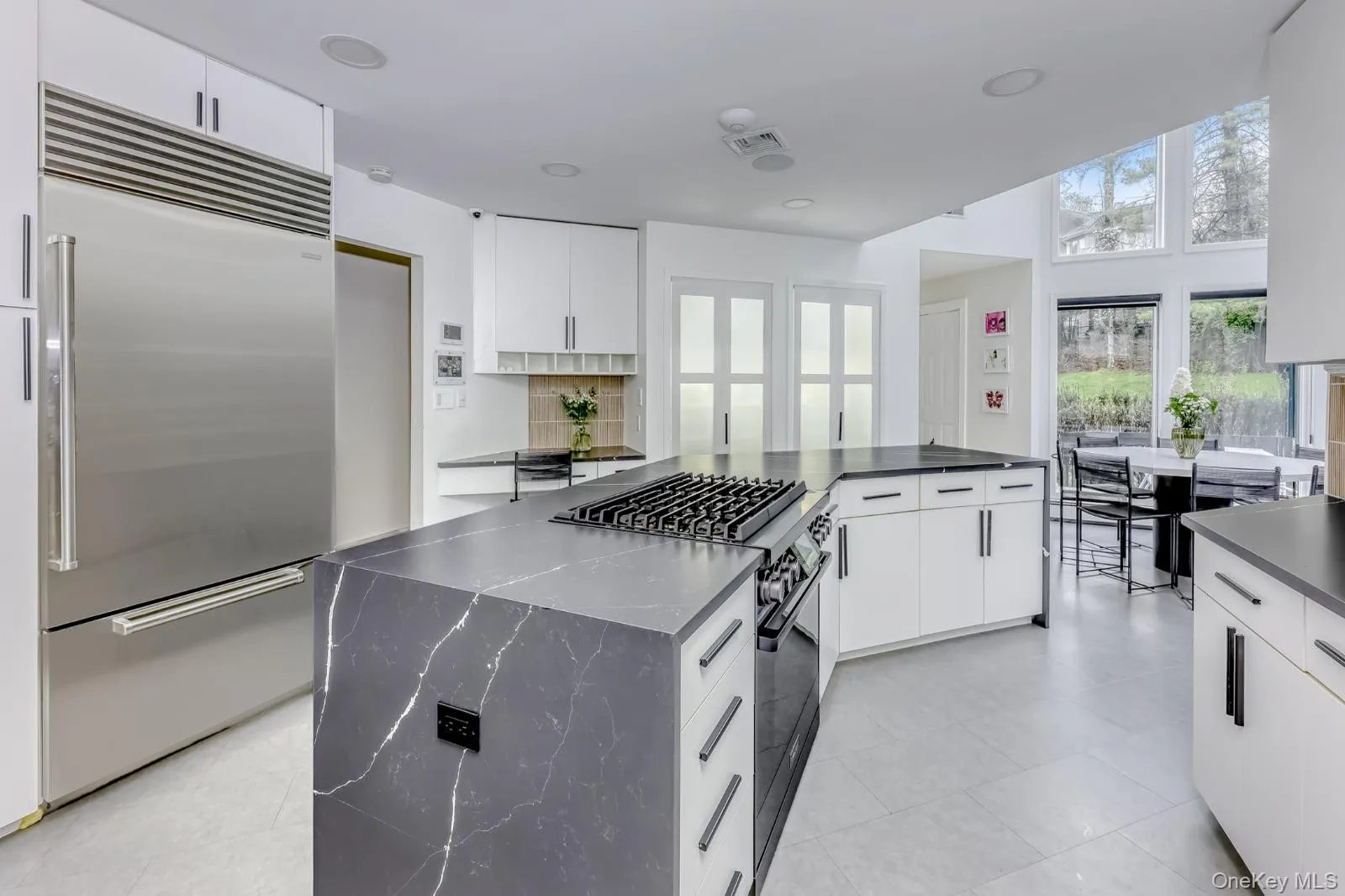 38 Roberts Road, Clarkstown, NY, 5 Bedrooms Bedrooms, 12 Rooms Rooms,4 BathroomsBathrooms,Residential,For Rent,Roberts,0,1032821 38 Roberts Road, Clarkstown, NY, 5 Bedrooms Bedrooms, 12 Rooms Rooms,4 BathroomsBathrooms,Residential,For Rent,Roberts,0,1032821