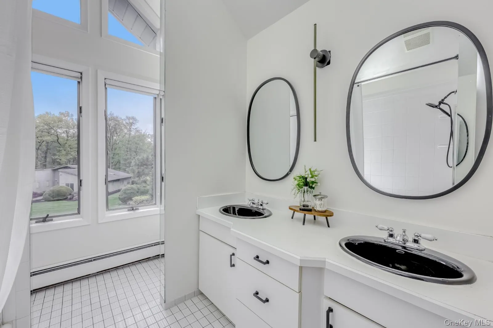 38 Roberts Road, Clarkstown, NY, 5 Bedrooms Bedrooms, 12 Rooms Rooms,4 BathroomsBathrooms,Residential,For Rent,Roberts,0,1032821 38 Roberts Road, Clarkstown, NY, 5 Bedrooms Bedrooms, 12 Rooms Rooms,4 BathroomsBathrooms,Residential,For Rent,Roberts,0,1032821