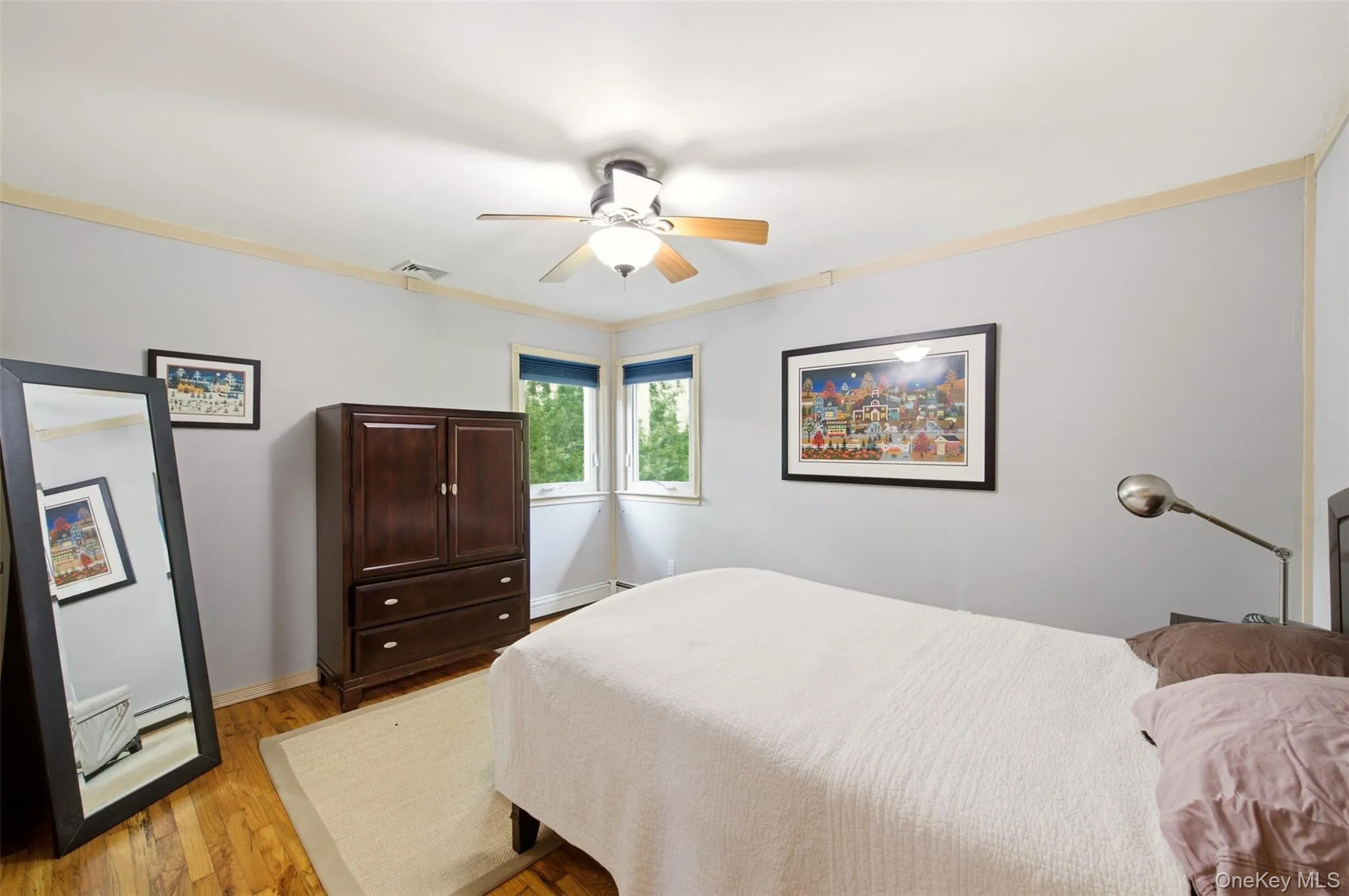 Comfortably sized bedroom. Comfortably sized bedroom.
