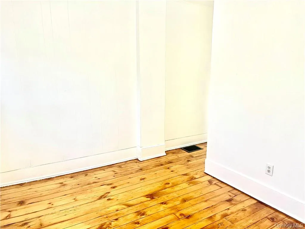 9 Hornbeck Avenue, Port Jervis, NY, 3 Bedrooms Bedrooms, 6 Rooms Rooms,1 BathroomBathrooms,Residential Lease,For Rent,Hornbeck,0,1032828 9 Hornbeck Avenue, Port Jervis, NY, 3 Bedrooms Bedrooms, 6 Rooms Rooms,1 BathroomBathrooms,Residential Lease,For Rent,Hornbeck,0,1032828