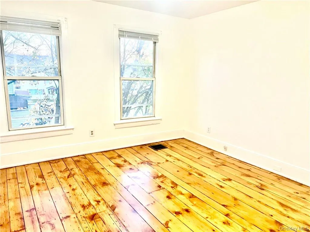 9 Hornbeck Avenue, Port Jervis, NY, 3 Bedrooms Bedrooms, 6 Rooms Rooms,1 BathroomBathrooms,Residential Lease,For Rent,Hornbeck,0,1032828 9 Hornbeck Avenue, Port Jervis, NY, 3 Bedrooms Bedrooms, 6 Rooms Rooms,1 BathroomBathrooms,Residential Lease,For Rent,Hornbeck,0,1032828