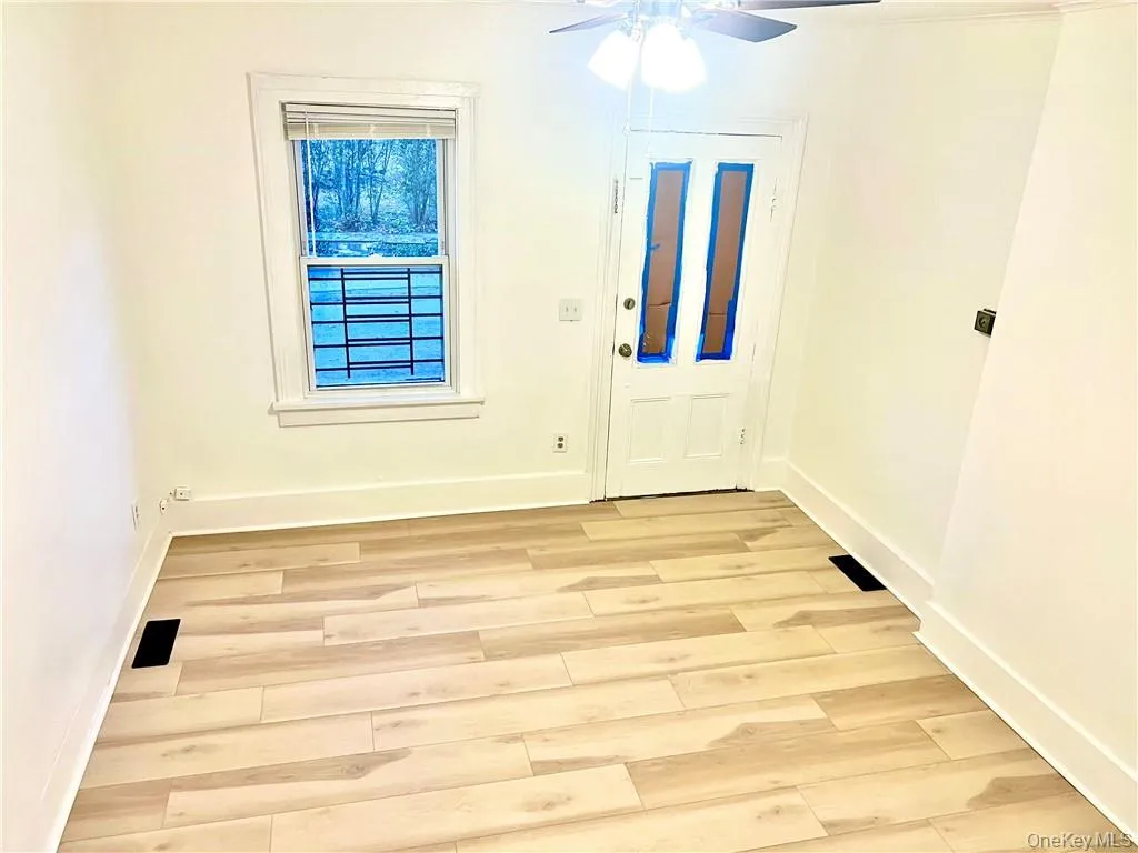 9 Hornbeck Avenue, Port Jervis, NY, 3 Bedrooms Bedrooms, 6 Rooms Rooms,1 BathroomBathrooms,Residential Lease,For Rent,Hornbeck,0,1032828 9 Hornbeck Avenue, Port Jervis, NY, 3 Bedrooms Bedrooms, 6 Rooms Rooms,1 BathroomBathrooms,Residential Lease,For Rent,Hornbeck,0,1032828