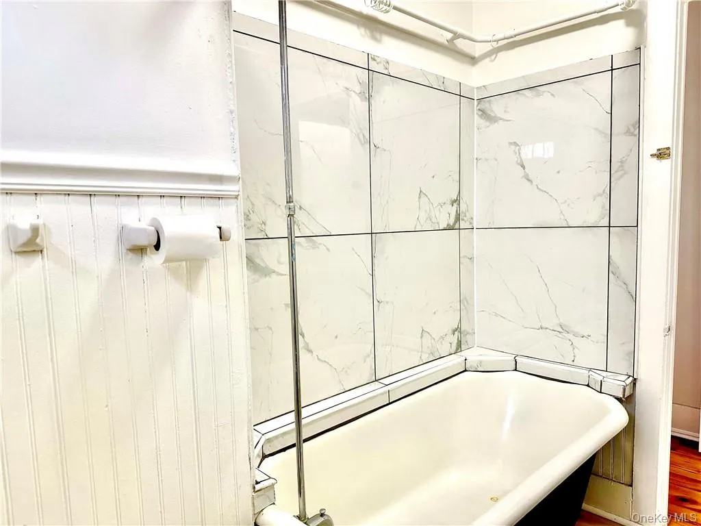 9 Hornbeck Avenue, Port Jervis, NY, 3 Bedrooms Bedrooms, 6 Rooms Rooms,1 BathroomBathrooms,Residential Lease,For Rent,Hornbeck,0,1032828 9 Hornbeck Avenue, Port Jervis, NY, 3 Bedrooms Bedrooms, 6 Rooms Rooms,1 BathroomBathrooms,Residential Lease,For Rent,Hornbeck,0,1032828
