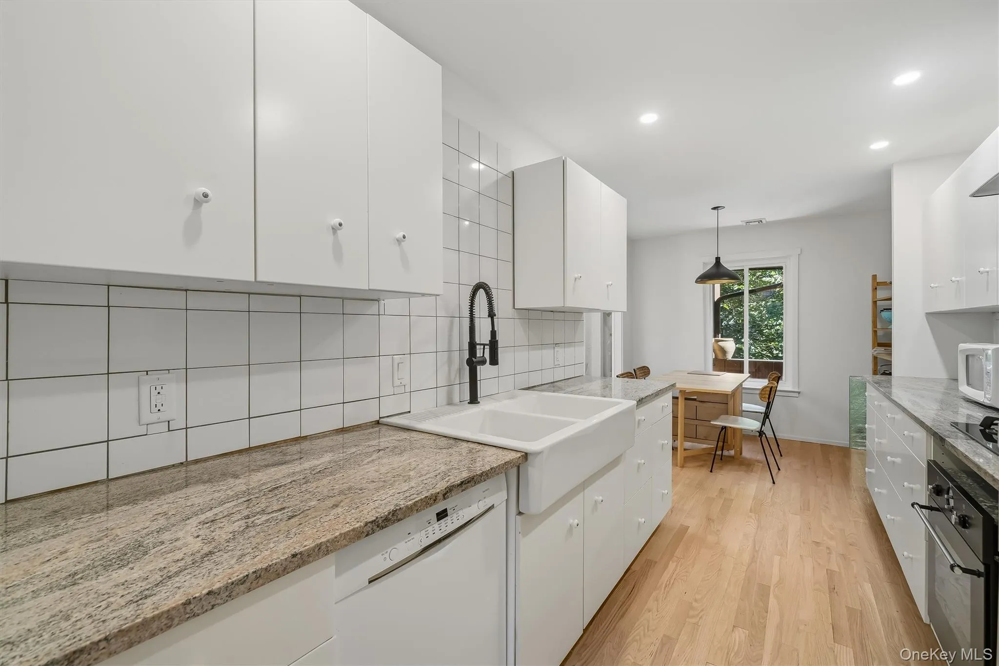 231 Martling Avenue, Greenburgh, NY, 2 Bedrooms Bedrooms, 6 Rooms Rooms,2 BathroomsBathrooms,Residential,For Rent,Martling,0,1032837 231 Martling Avenue, Greenburgh, NY, 2 Bedrooms Bedrooms, 6 Rooms Rooms,2 BathroomsBathrooms,Residential,For Rent,Martling,0,1032837