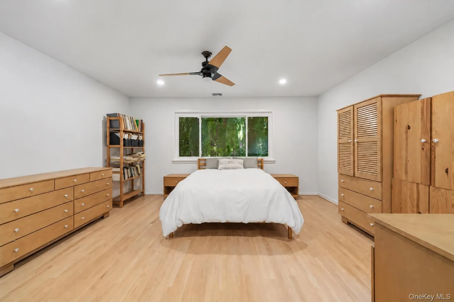 231 Martling Avenue, Greenburgh, NY, 2 Bedrooms Bedrooms, 6 Rooms Rooms,2 BathroomsBathrooms,Residential,For Rent,Martling,0,1032837 231 Martling Avenue, Greenburgh, NY, 2 Bedrooms Bedrooms, 6 Rooms Rooms,2 BathroomsBathrooms,Residential,For Rent,Martling,0,1032837