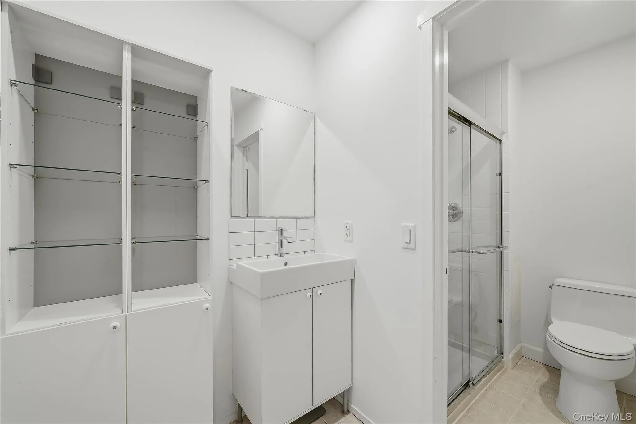 231 Martling Avenue, Greenburgh, NY, 2 Bedrooms Bedrooms, 6 Rooms Rooms,2 BathroomsBathrooms,Residential,For Rent,Martling,0,1032837 231 Martling Avenue, Greenburgh, NY, 2 Bedrooms Bedrooms, 6 Rooms Rooms,2 BathroomsBathrooms,Residential,For Rent,Martling,0,1032837
