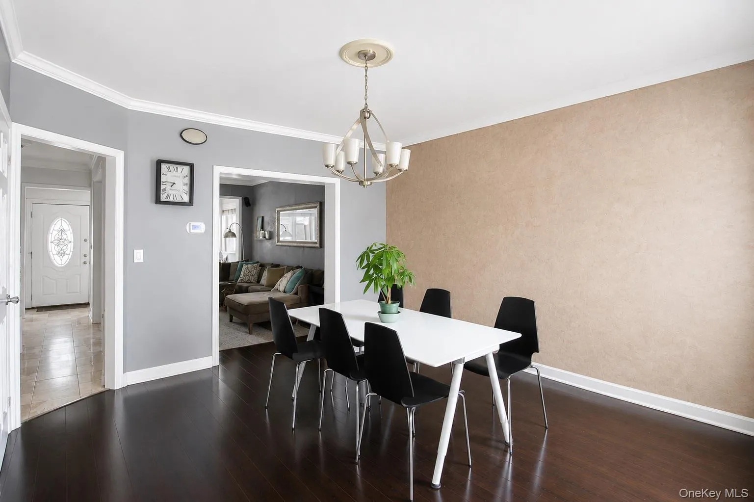 78-51 80th Street, New York, NY, 3 Bedrooms Bedrooms, 7 Rooms Rooms,1 BathroomBathrooms,Residential,For Rent,80th,0,1032842 78-51 80th Street, New York, NY, 3 Bedrooms Bedrooms, 7 Rooms Rooms,1 BathroomBathrooms,Residential,For Rent,80th,0,1032842