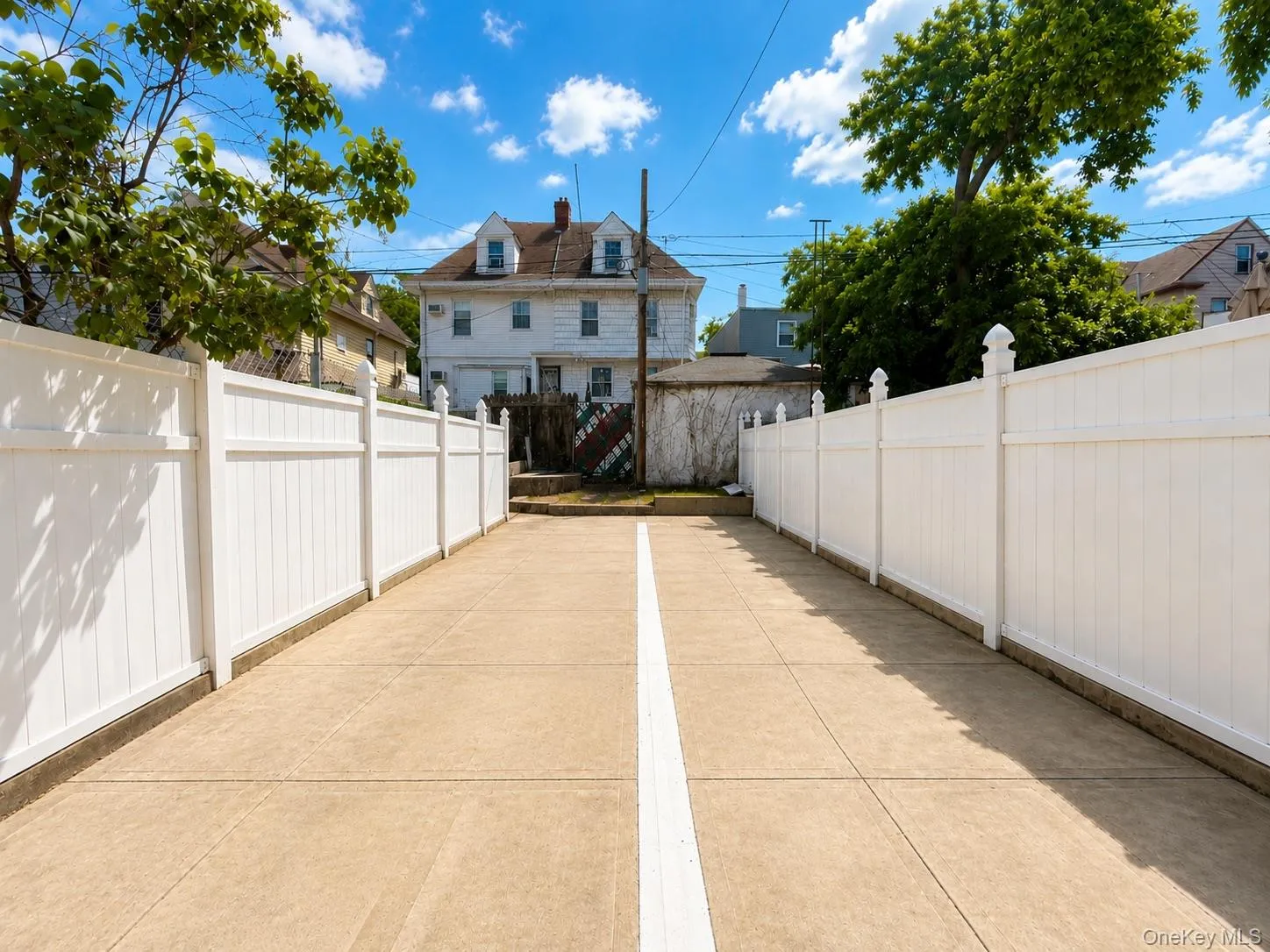 78-51 80th Street, New York, NY, 3 Bedrooms Bedrooms, 7 Rooms Rooms,1 BathroomBathrooms,Residential,For Rent,80th,0,1032842 78-51 80th Street, New York, NY, 3 Bedrooms Bedrooms, 7 Rooms Rooms,1 BathroomBathrooms,Residential,For Rent,80th,0,1032842