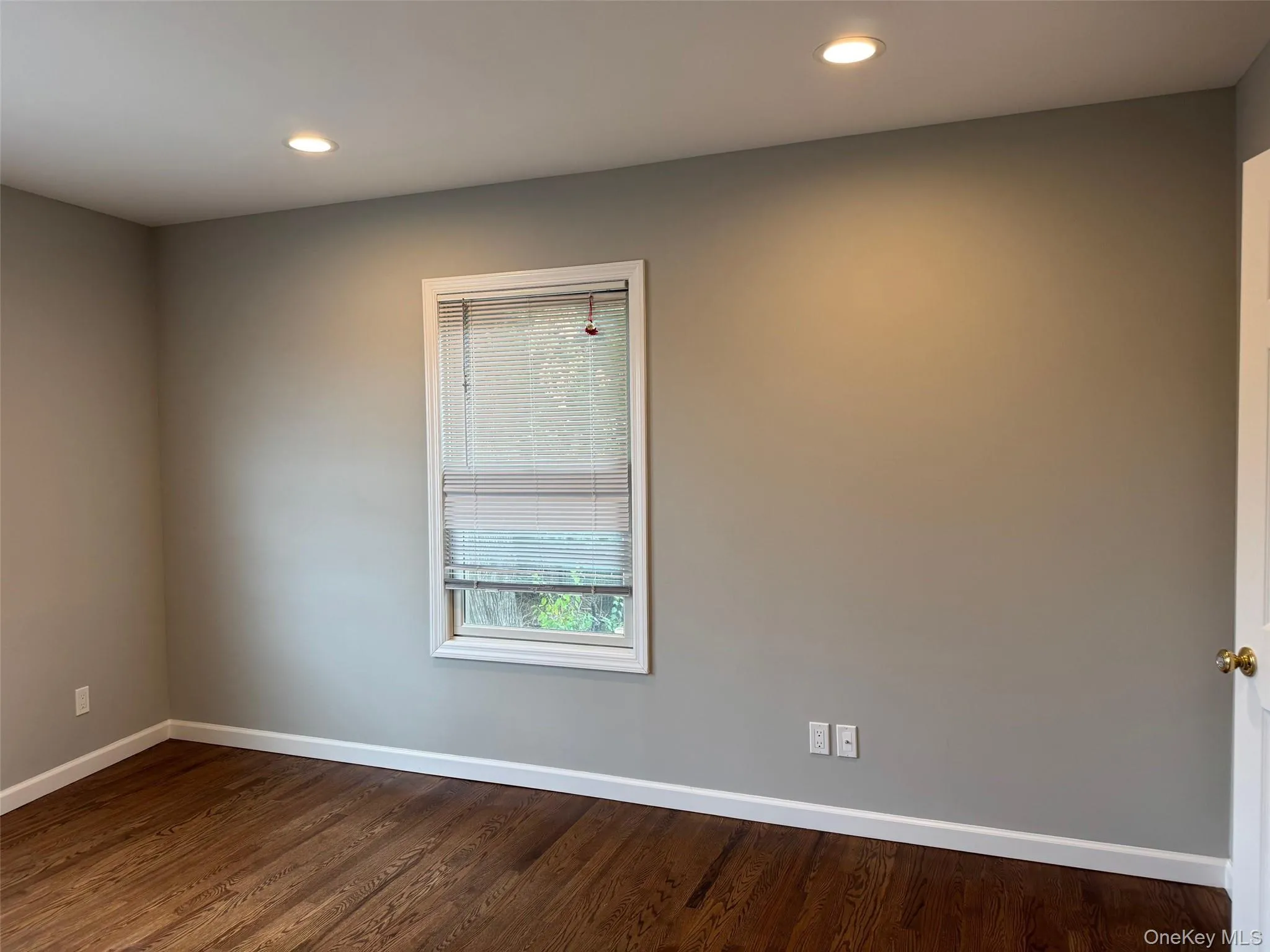 11 Shore Road, North Hempstead, NY, 2 Bedrooms Bedrooms, 4 Rooms Rooms,1 BathroomBathrooms,Residential Lease,For Rent,Shore,0,1032843 11 Shore Road, North Hempstead, NY, 2 Bedrooms Bedrooms, 4 Rooms Rooms,1 BathroomBathrooms,Residential Lease,For Rent,Shore,0,1032843