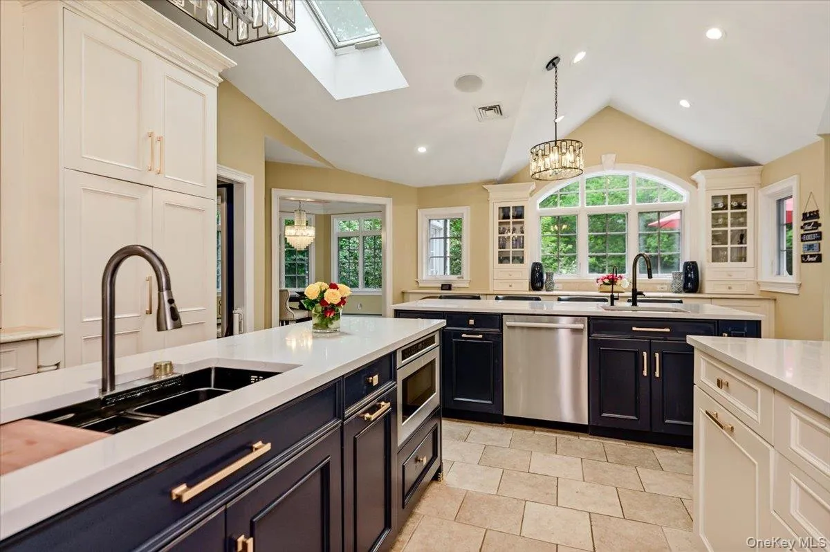 63 Raemont Road, Somers, NY, 4 Bedrooms Bedrooms, 12 Rooms Rooms,3 BathroomsBathrooms,Residential,For Rent,Raemont,0,1032845 63 Raemont Road, Somers, NY, 4 Bedrooms Bedrooms, 12 Rooms Rooms,3 BathroomsBathrooms,Residential,For Rent,Raemont,0,1032845
