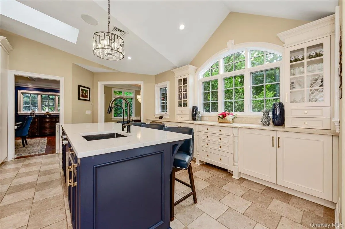 63 Raemont Road, Somers, NY, 4 Bedrooms Bedrooms, 12 Rooms Rooms,3 BathroomsBathrooms,Residential,For Rent,Raemont,0,1032845 63 Raemont Road, Somers, NY, 4 Bedrooms Bedrooms, 12 Rooms Rooms,3 BathroomsBathrooms,Residential,For Rent,Raemont,0,1032845