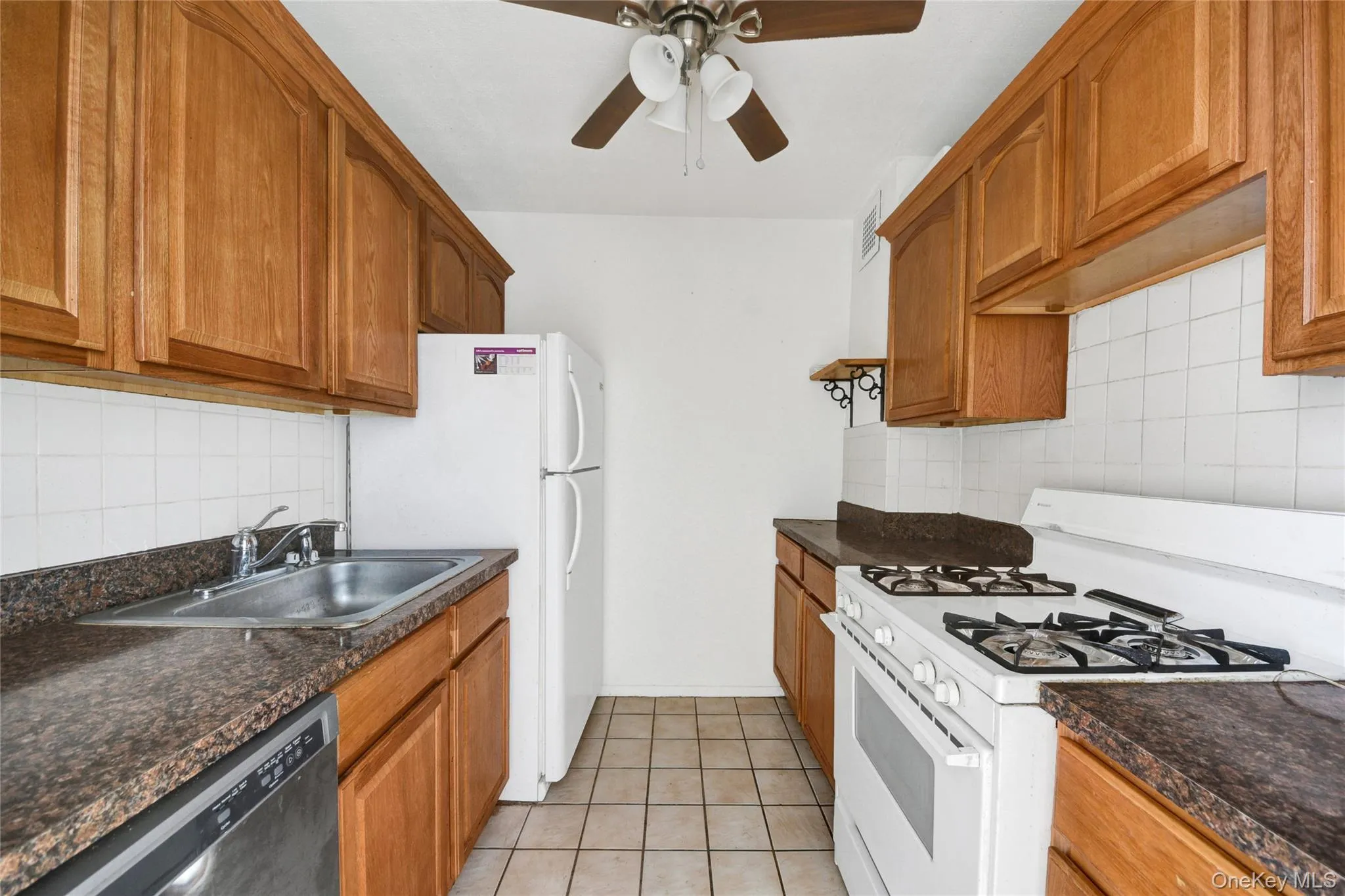 40 Cole Avenue, Ramapo, NY, 1 Bedroom Bedrooms, 4 Rooms Rooms,1 BathroomBathrooms,Residential,For Rent,Cole,0,1032855 40 Cole Avenue, Ramapo, NY, 1 Bedroom Bedrooms, 4 Rooms Rooms,1 BathroomBathrooms,Residential,For Rent,Cole,0,1032855