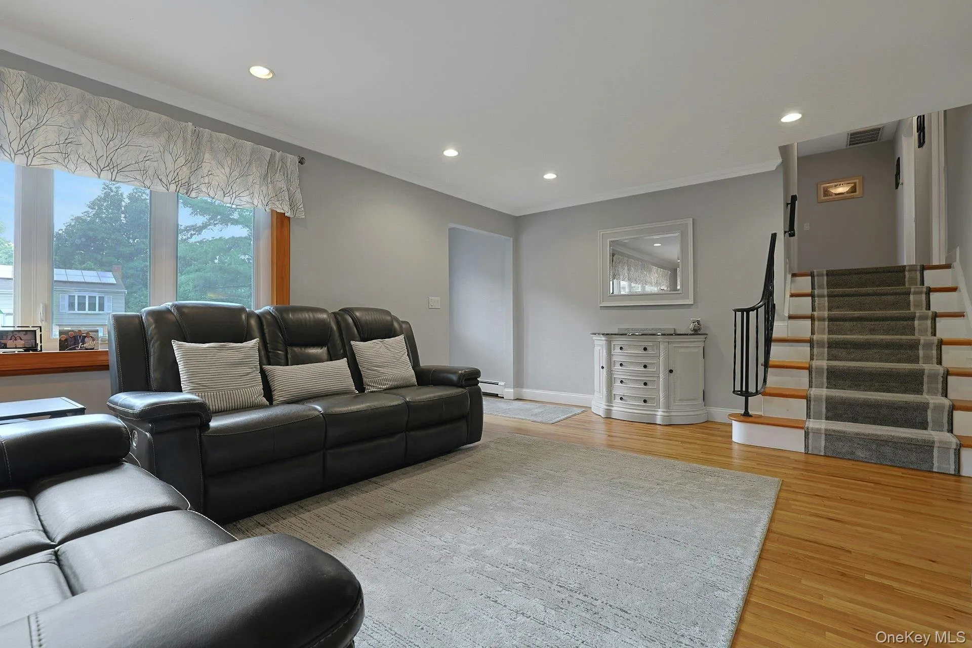 Gleaming Hardwood Flooring Gleaming Hardwood Flooring