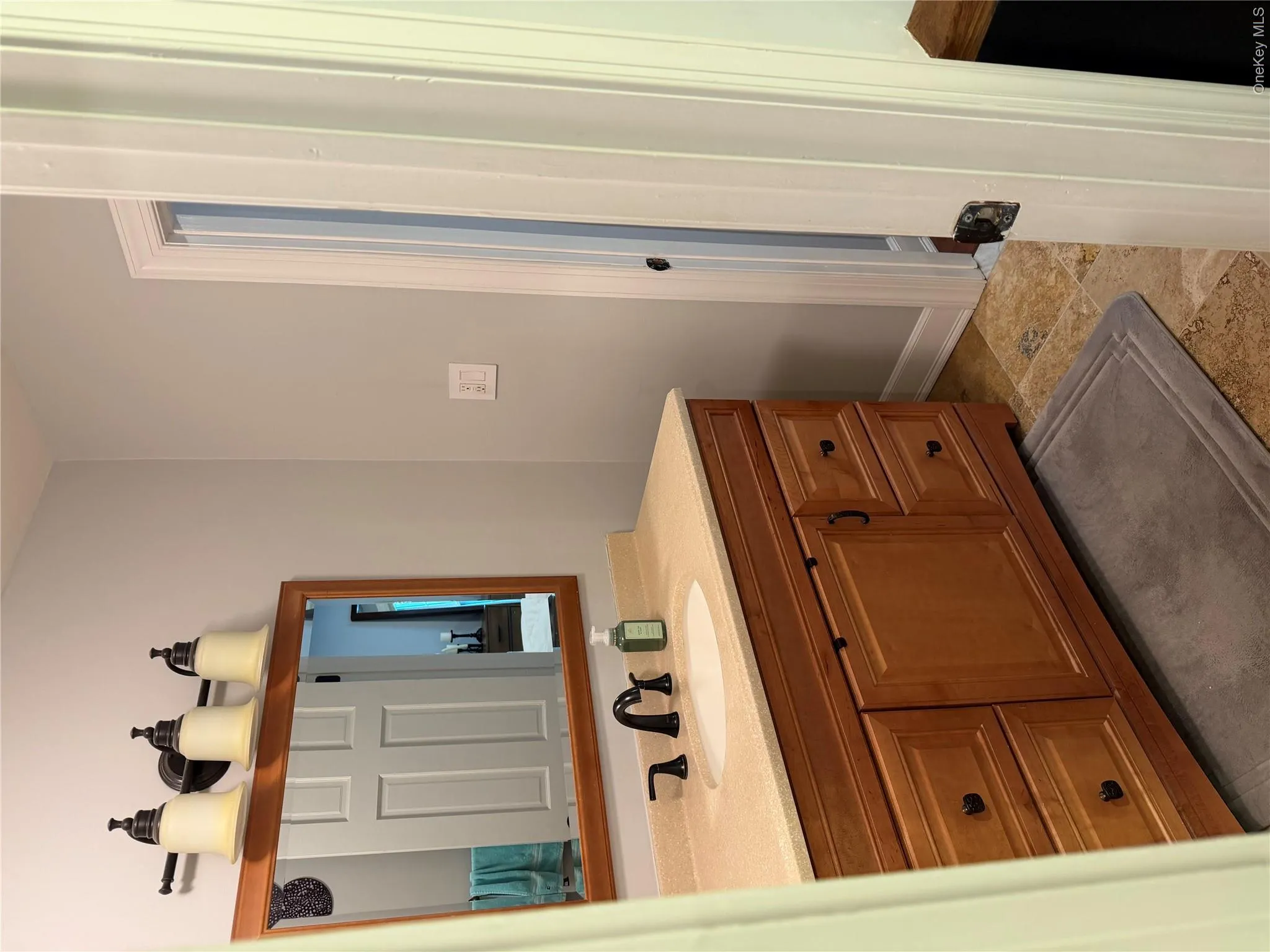 1 Thornton, Brookhaven, NY, 2 Bedrooms Bedrooms, 6 Rooms Rooms,1 BathroomBathrooms,Residential Lease,For Rent,Thornton,0,1032860 1 Thornton, Brookhaven, NY, 2 Bedrooms Bedrooms, 6 Rooms Rooms,1 BathroomBathrooms,Residential Lease,For Rent,Thornton,0,1032860