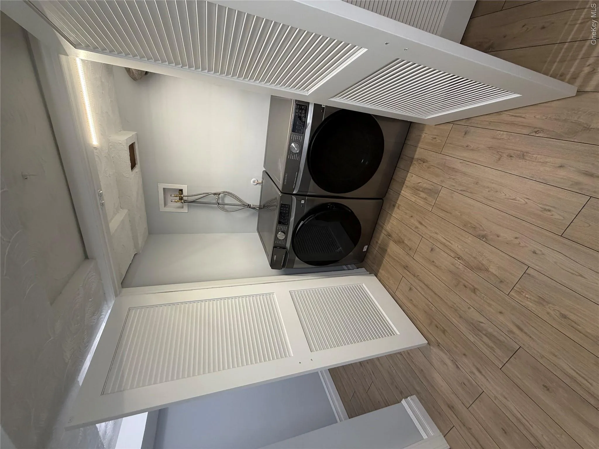 1 Thornton, Brookhaven, NY, 2 Bedrooms Bedrooms, 6 Rooms Rooms,1 BathroomBathrooms,Residential Lease,For Rent,Thornton,0,1032860 1 Thornton, Brookhaven, NY, 2 Bedrooms Bedrooms, 6 Rooms Rooms,1 BathroomBathrooms,Residential Lease,For Rent,Thornton,0,1032860