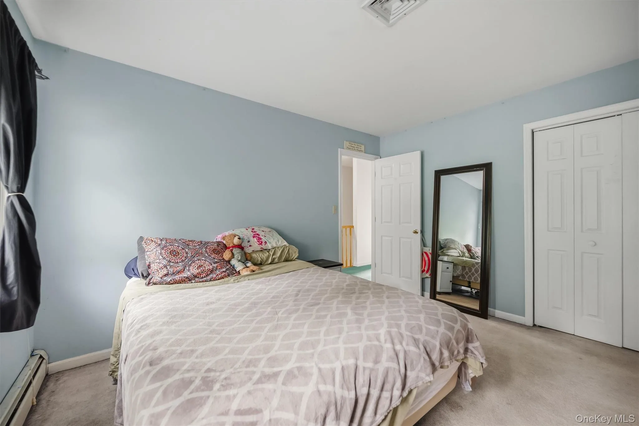 53 Florance Drive, Woodbury, NY, 5 Bedrooms Bedrooms, 10 Rooms Rooms,3 BathroomsBathrooms,Residential,For Rent,Florance,0,1032862 53 Florance Drive, Woodbury, NY, 5 Bedrooms Bedrooms, 10 Rooms Rooms,3 BathroomsBathrooms,Residential,For Rent,Florance,0,1032862