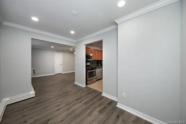 280 Bellmore Avenue, Islip, NY, 1 Bedroom Bedrooms, 4 Rooms Rooms,1 BathroomBathrooms,Residential Lease,For Rent,Bellmore,0,1032864 280 Bellmore Avenue, Islip, NY, 1 Bedroom Bedrooms, 4 Rooms Rooms,1 BathroomBathrooms,Residential Lease,For Rent,Bellmore,0,1032864
